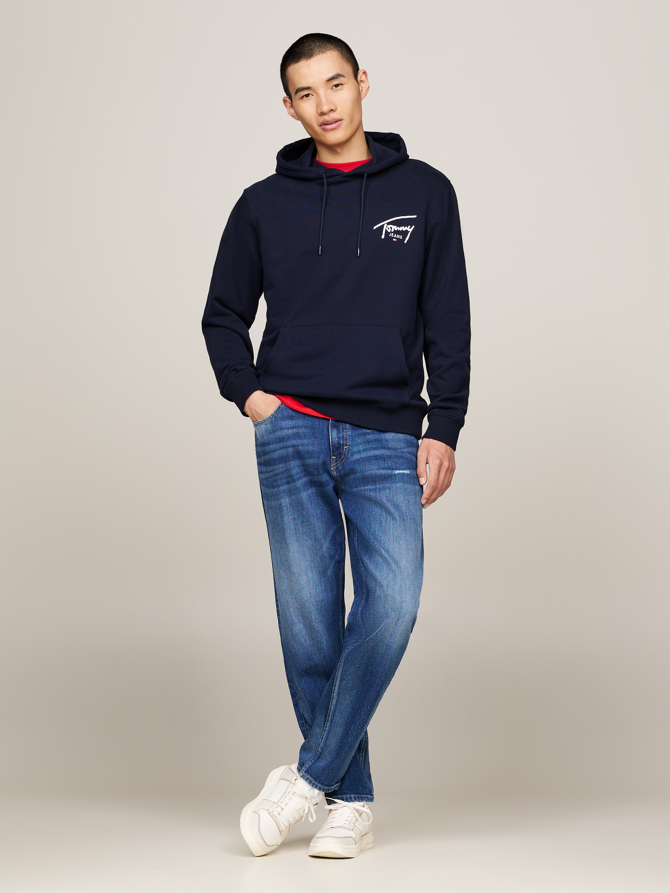 Tommy Jeans Kapuzensweatshirt »TJM REG ENTRY GRAPHIC HOODIE EXT«, mit Logoschriftzug