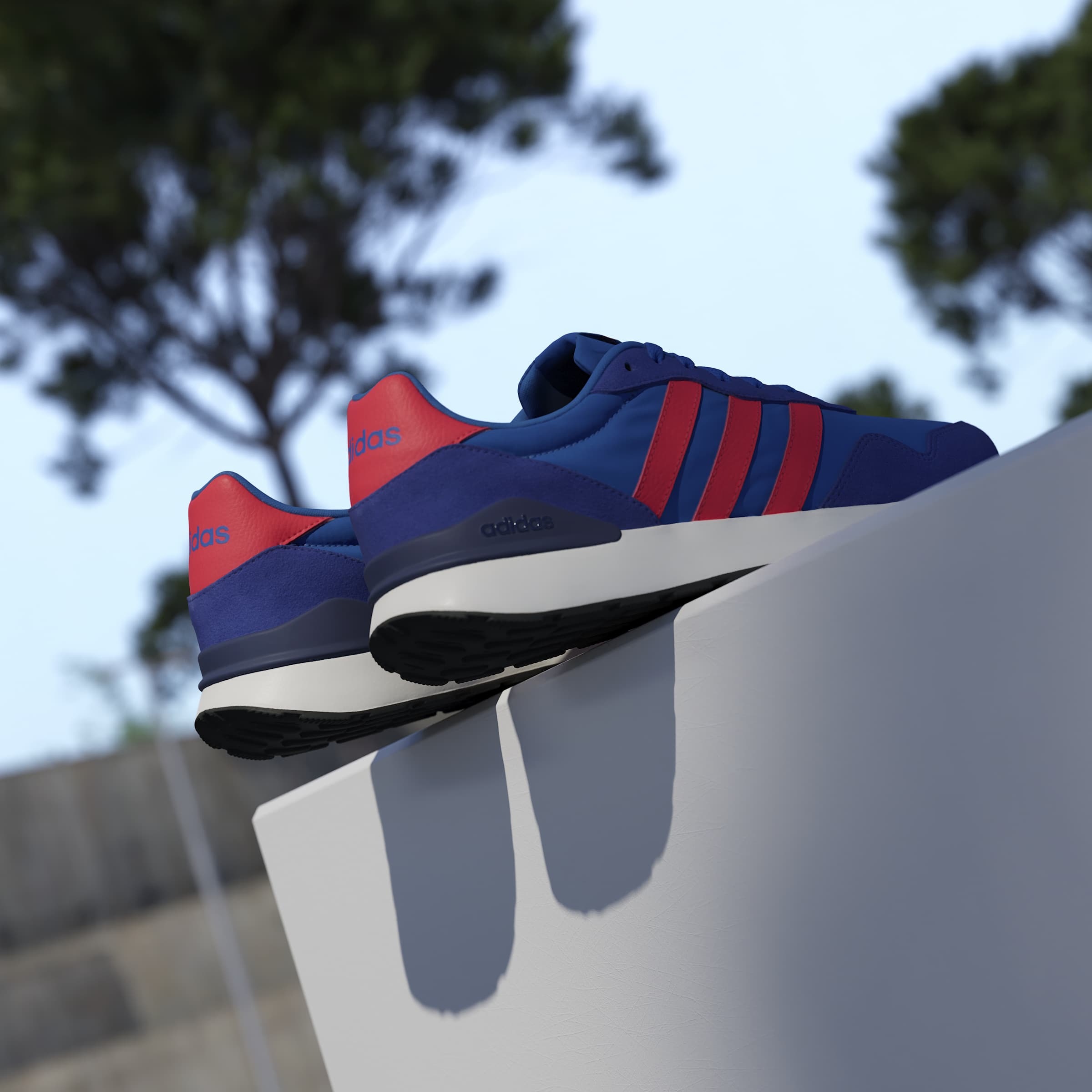 adidas Sportswear Sneaker »RUN 60S 4.0«  inspiriert vom Design der adidas ZX Modelle