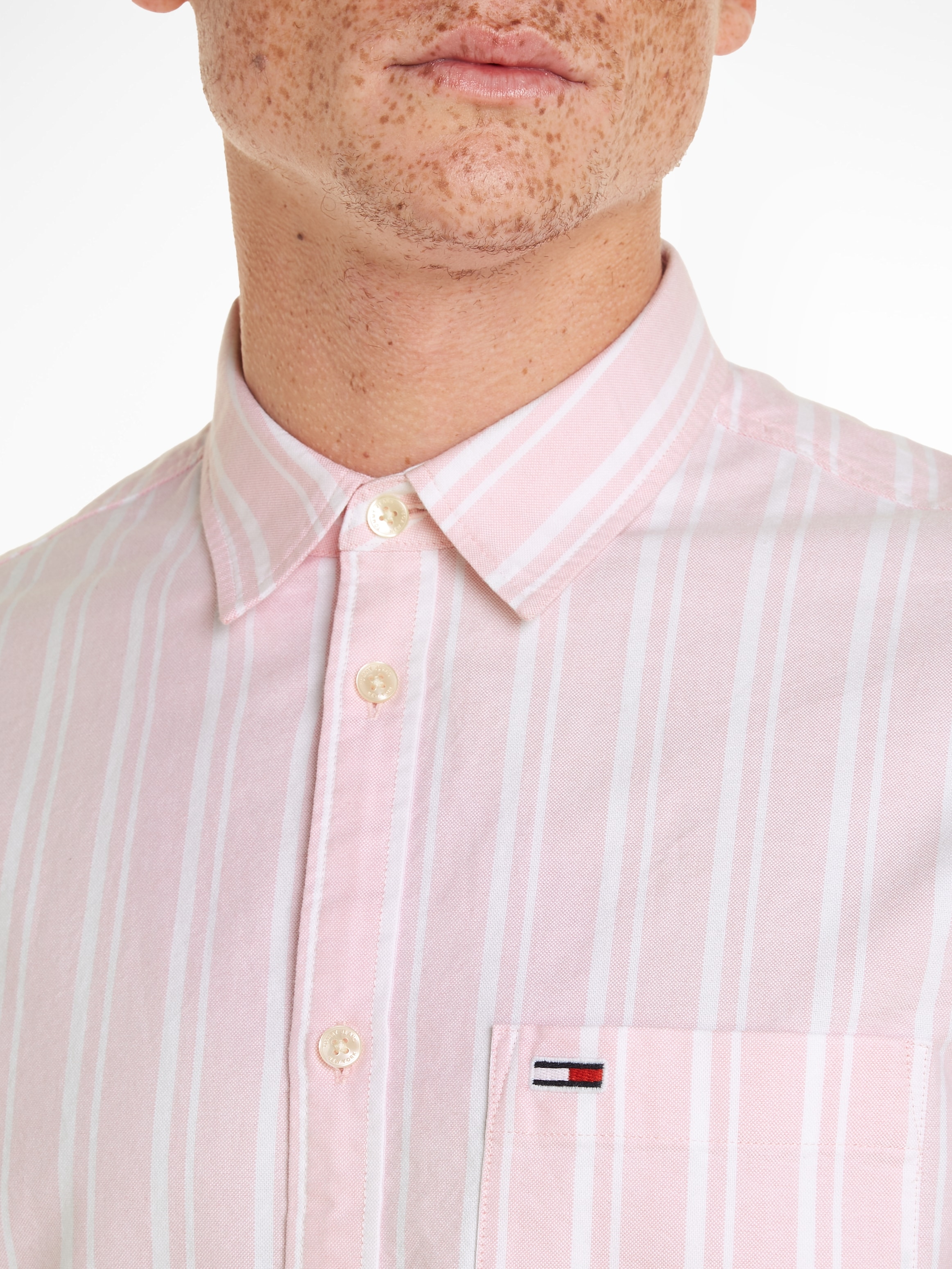Tommy Jeans Langarmhemd »TJM REG OXFORD STRIPE SHIRT«, mit Brusttasche