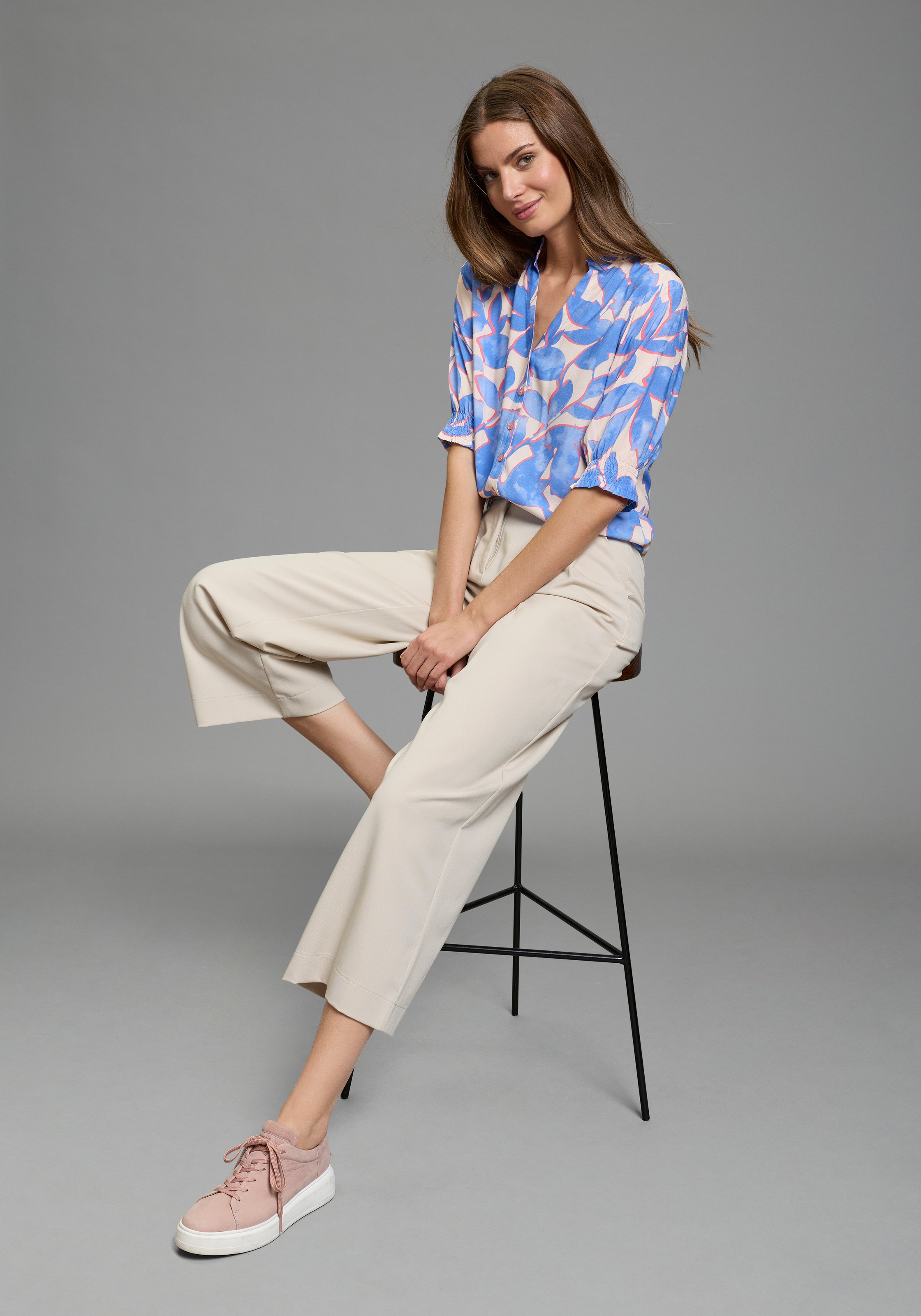 Laura Scott Druckbluse bedruckte Bluse, femininer Stil, leichtes Webmaterial, aus Viskose