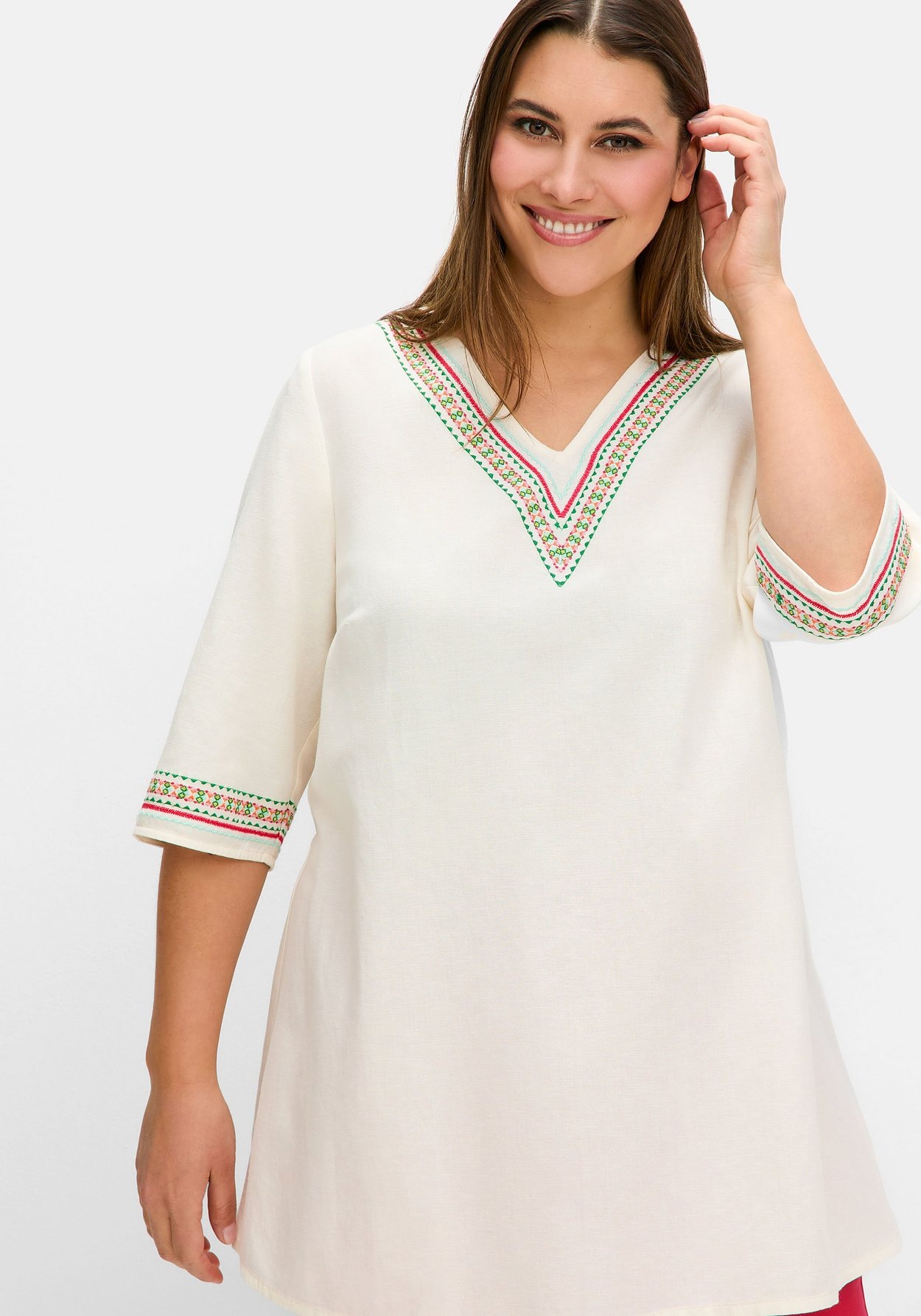 Sheego Longtunika »Tunika mit Stickereien, mit Leinenanteil«