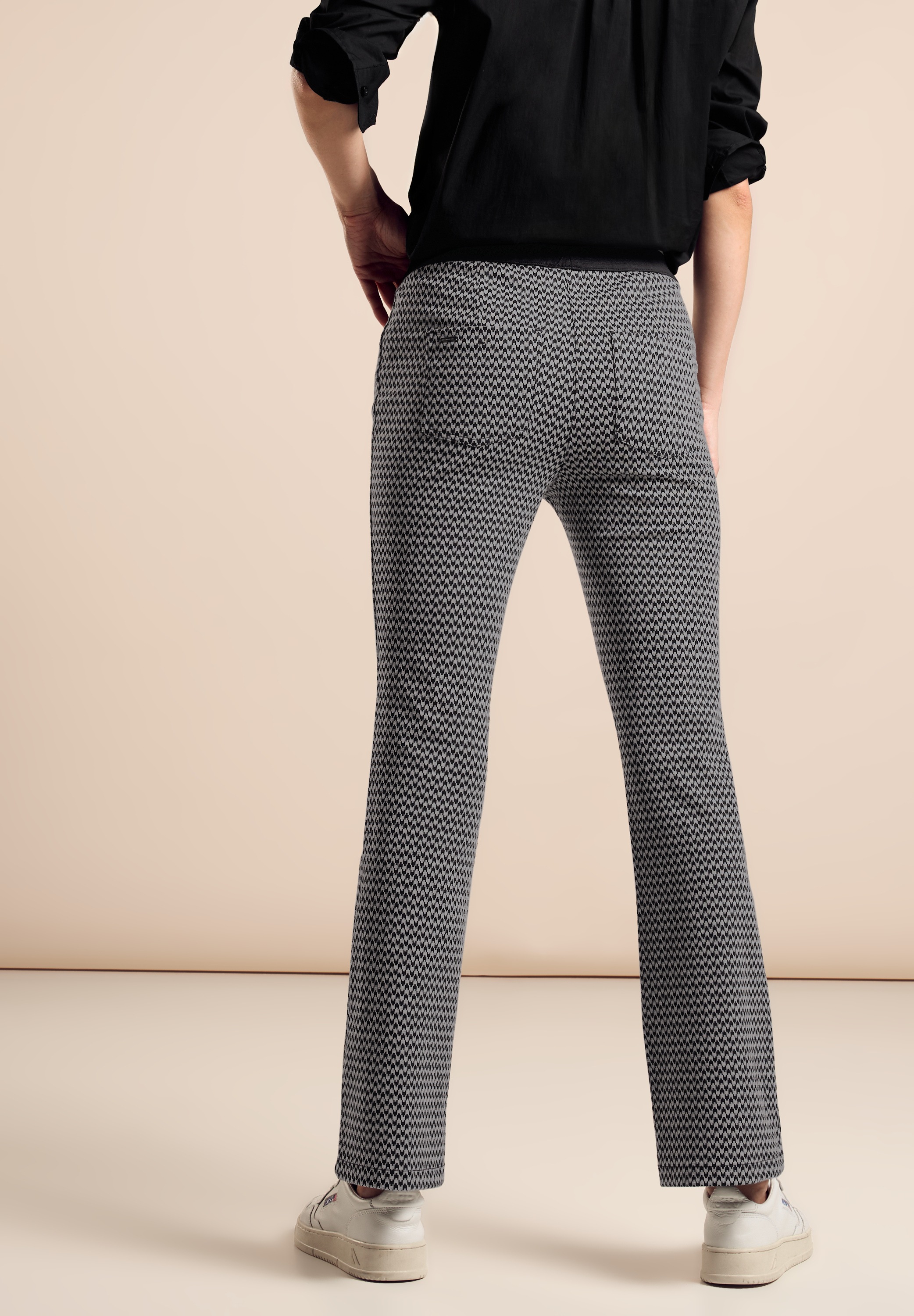 STREET ONE Stoffhose »Style HOPE«, mit Jaquard-Muster und im Skinny fit