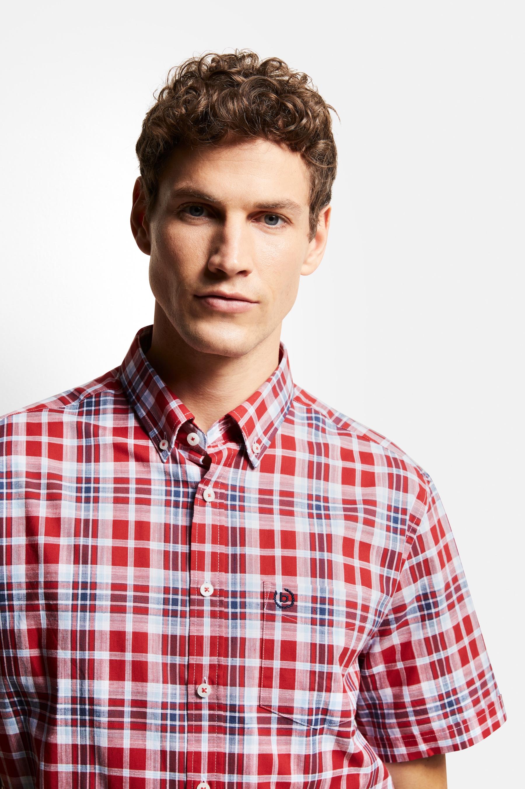 bugatti Kurzarmhemd, mit Button-Down-Kragen