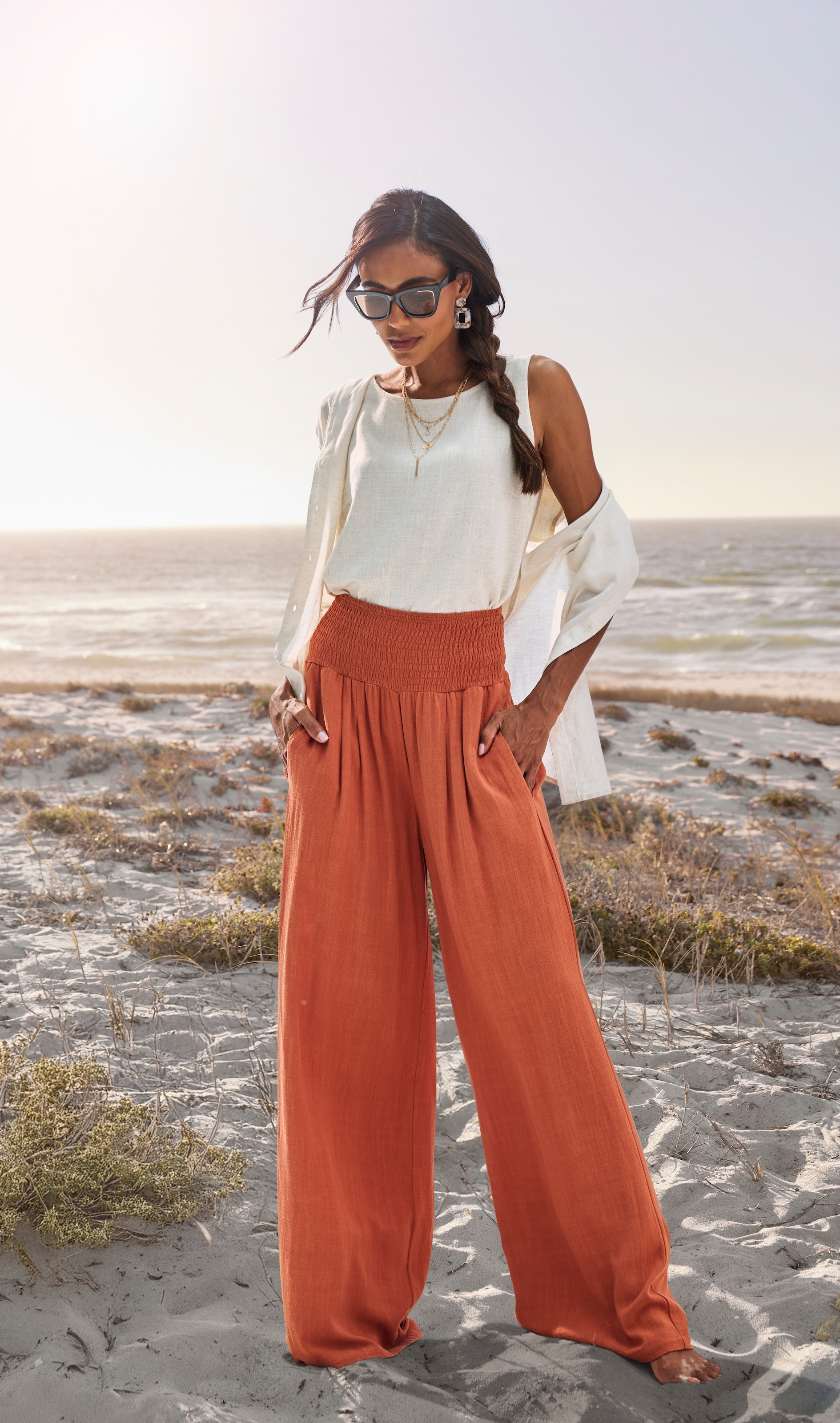 French Connection Leinenhose  mit gerafftem Bund, weite Palazzohose für den Sommer