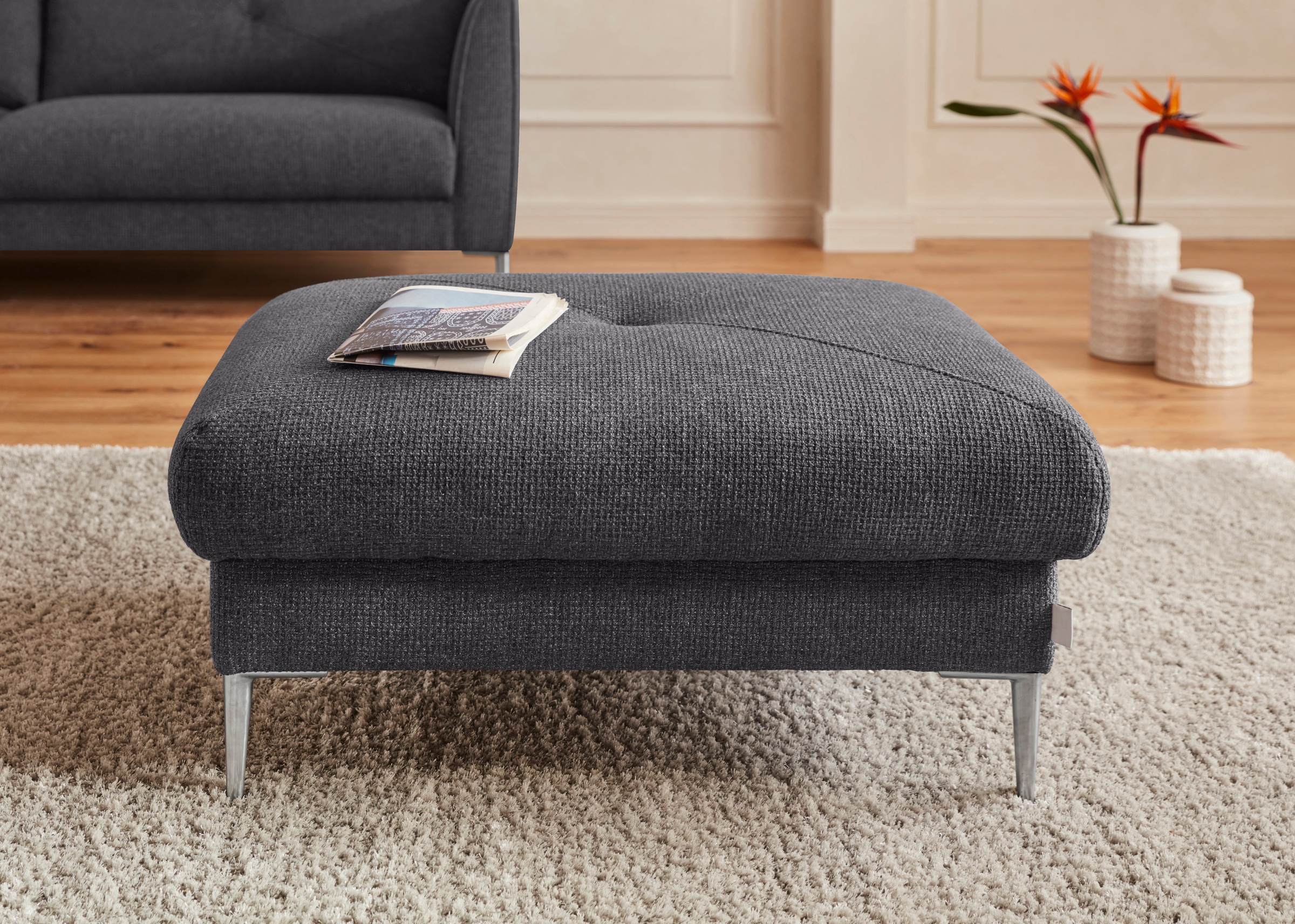 TRENDMANUFAKTUR Hocker »Chilltime, elegant und bequem durch Komfortsitzhöhe 46cm, hoher Fuß« mit eleganter Kreuznaht auf der Sitzfläche