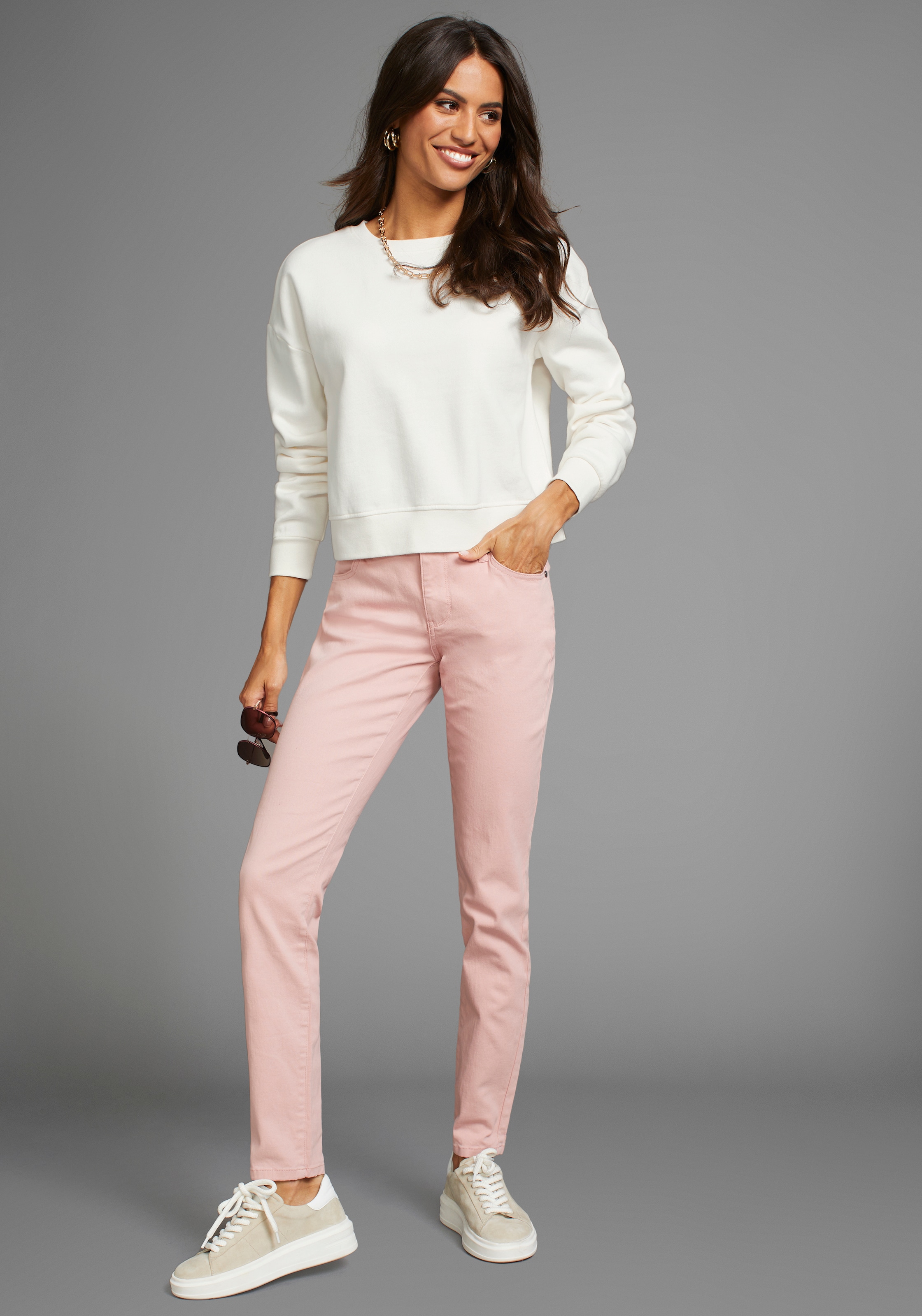 Laura Scott Sweatshirt, Cropped Form