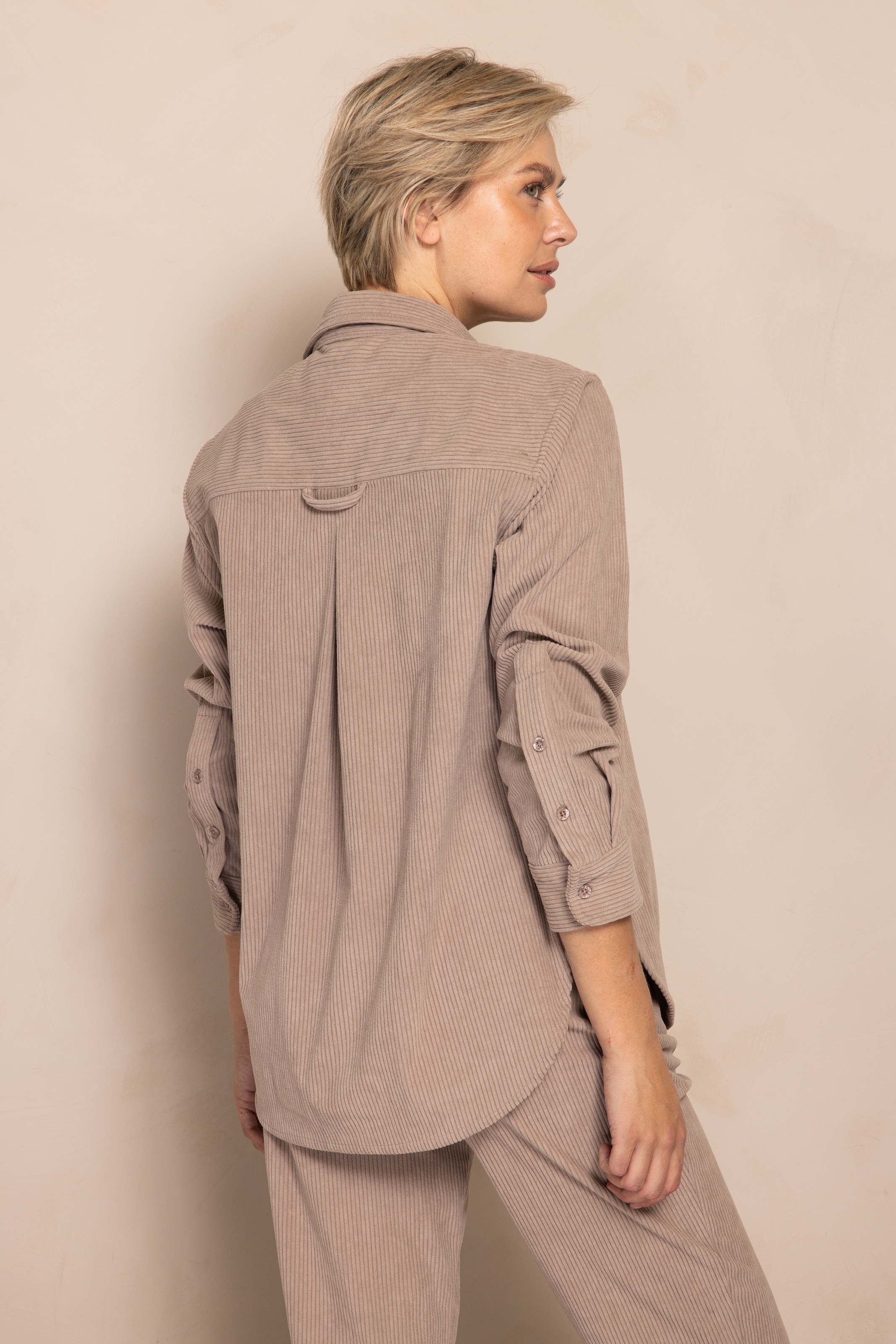 Zhrill Hemdbluse »ZHTJURA« figurumspielende Passform, mit Brusttasche