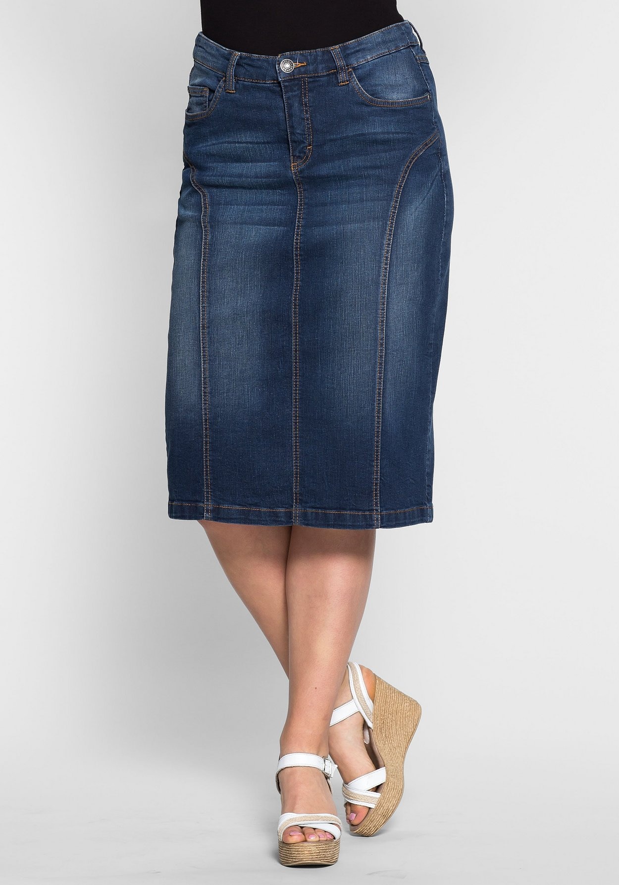 Sheego Jeansrock »Jeansrock Used Effekte, jedes Teil ein Unikat«