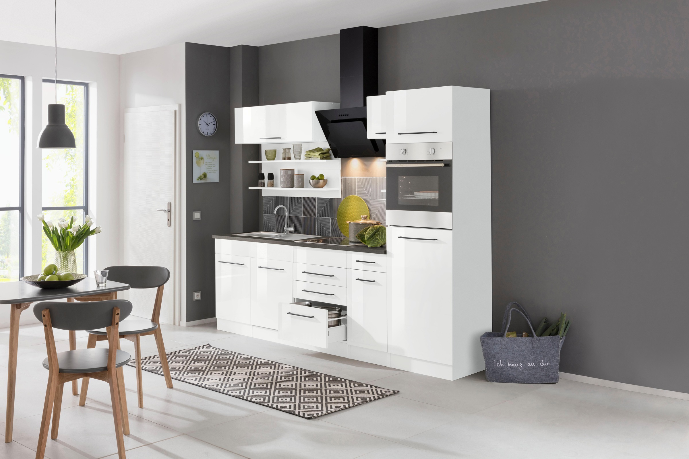 KOCHSTATION Küchenzeile »KS-Tulsa« mit E-Geräten, Breite 270 cm, schwarze Metallgriffe, MDF Fronten