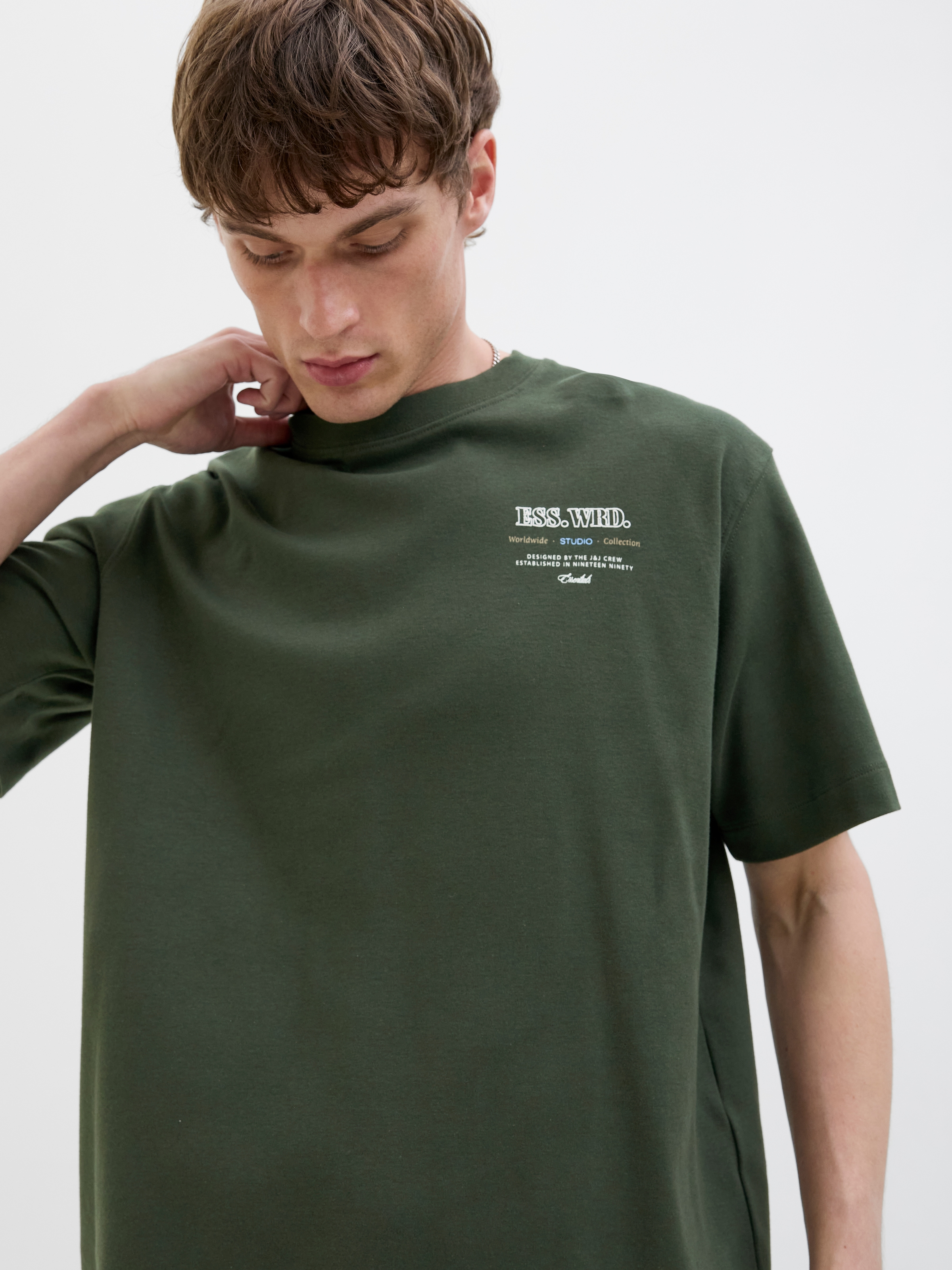 Jack & Jones Rundhalsshirt »JJEURBAN EDGE STUDIO TEE SS O-NECK NOOS«, mit Front und Back Print