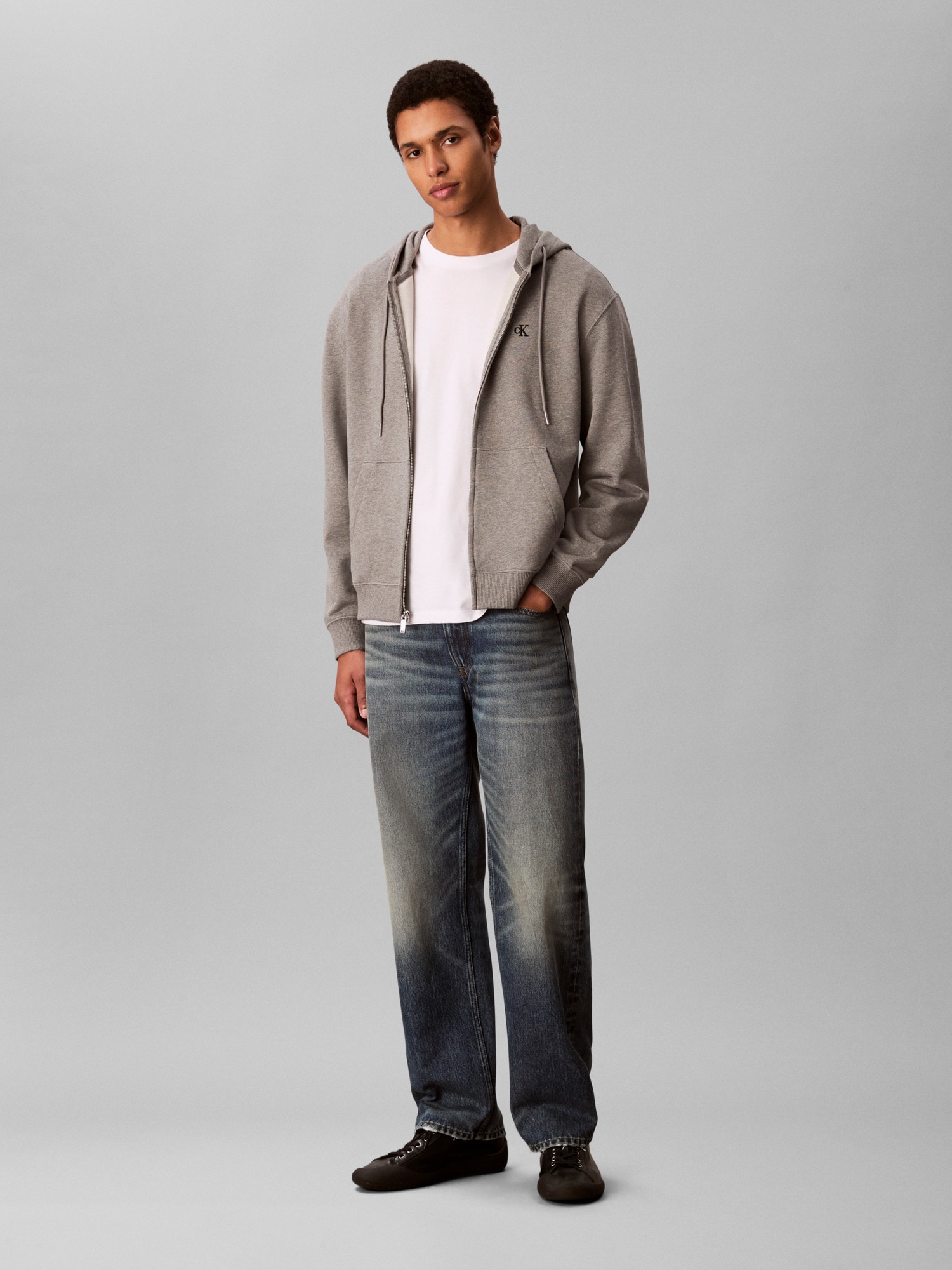 Calvin Klein Jeans Kapuzensweatshirt »LS EU 350TERRY MONOGRAM FZ HOODI«, Mit Rundhalsausschnitt, regular fit