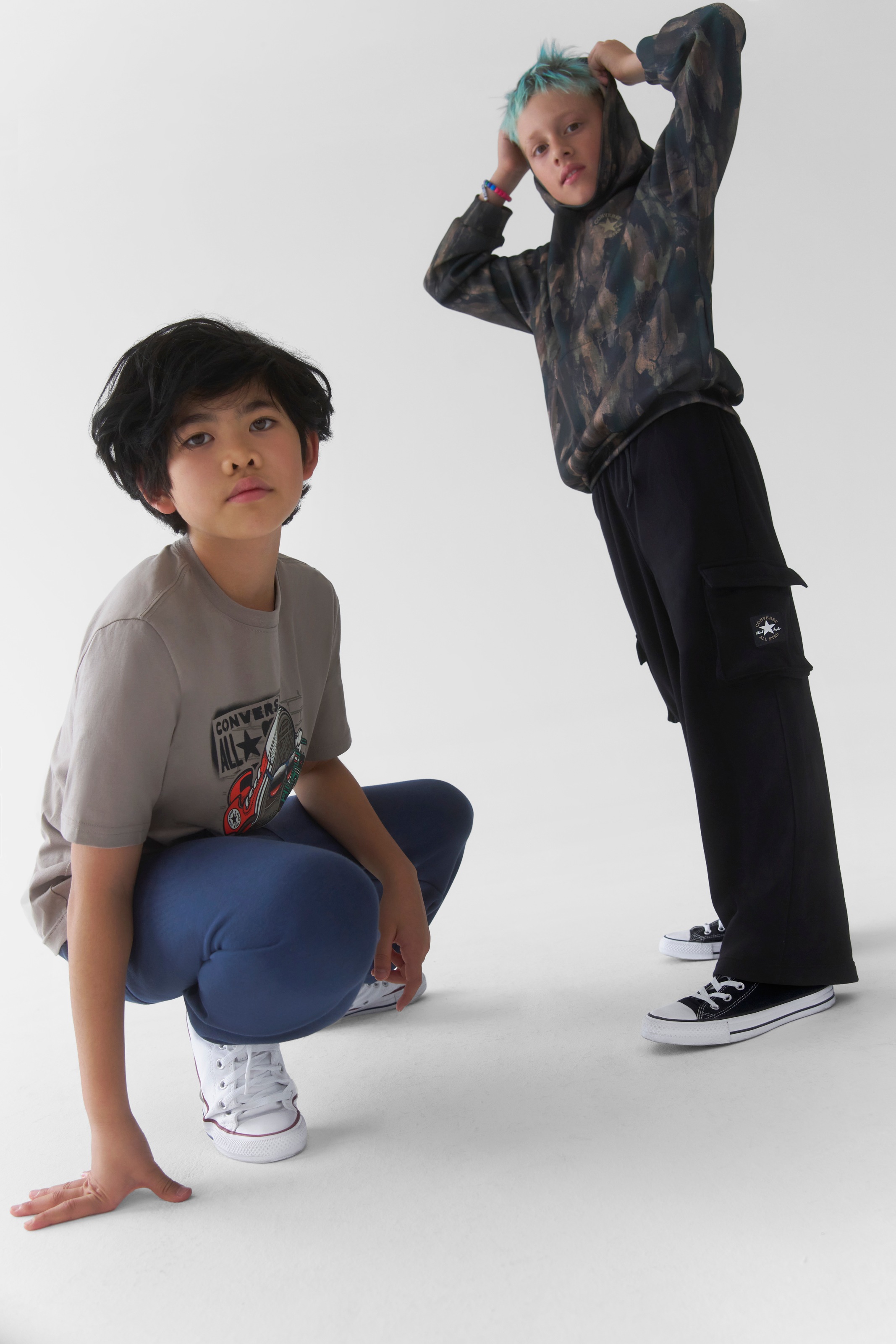 Converse T-Shirt »CNVB CHUCK CHARACTER« für Kinder, mit Converse Chuck-Grafik im Cartoon-Stil