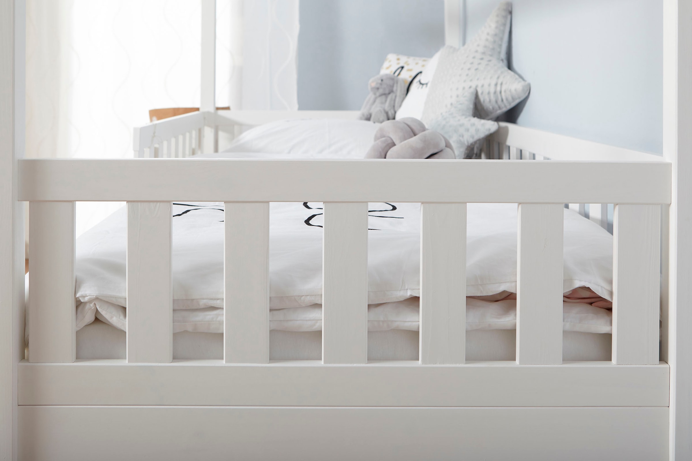 Ticaa Hausbett »Traumhaus« Hausbett, inkl. Schubkasten, Rollrost und Matratze