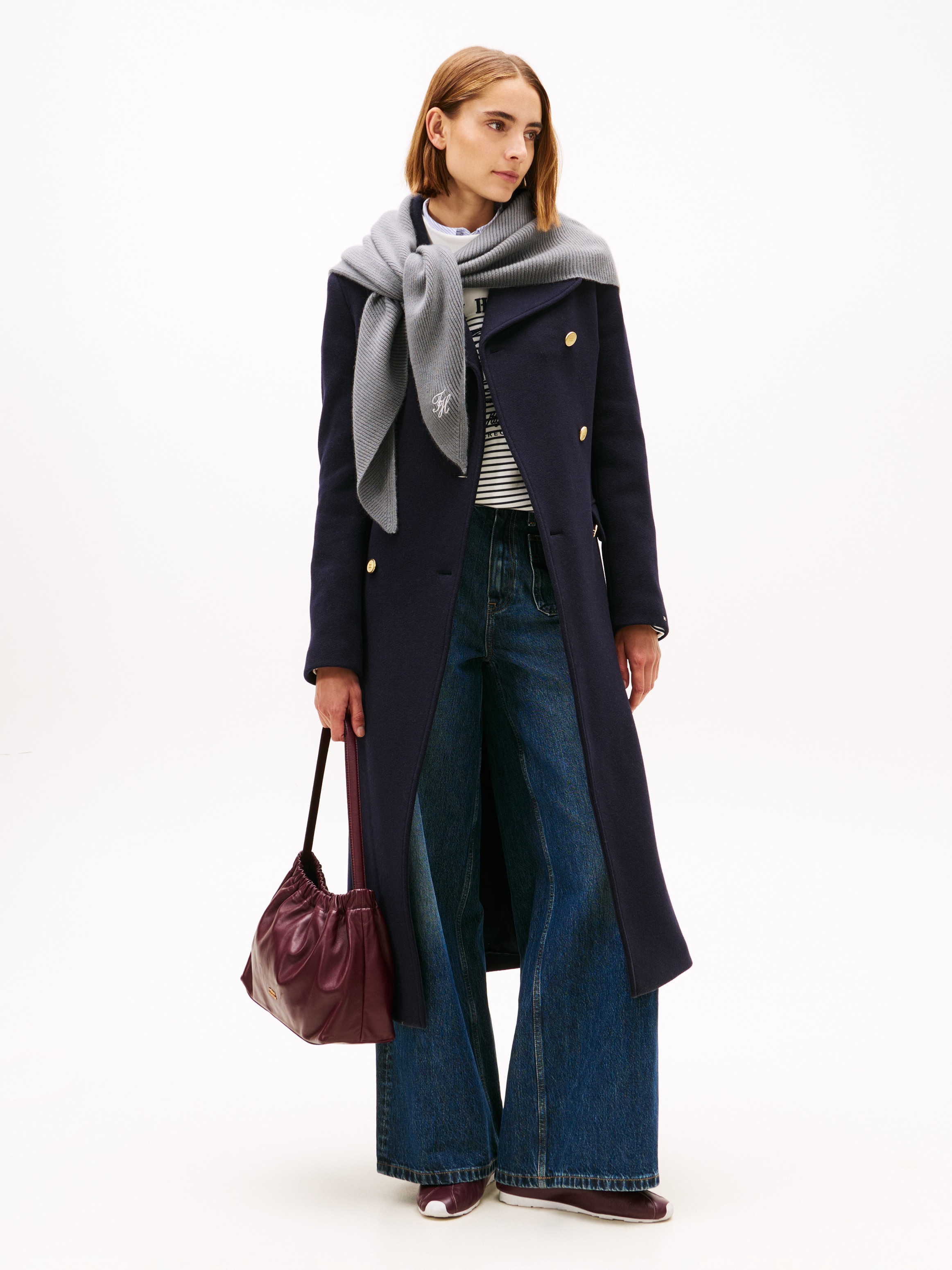 Tommy Hilfiger Dreieckstuch »TOMMY SCRIPT CASH« aus Kaschmirmix mit Logo-Stickerei, Maße 150 x 110 cm