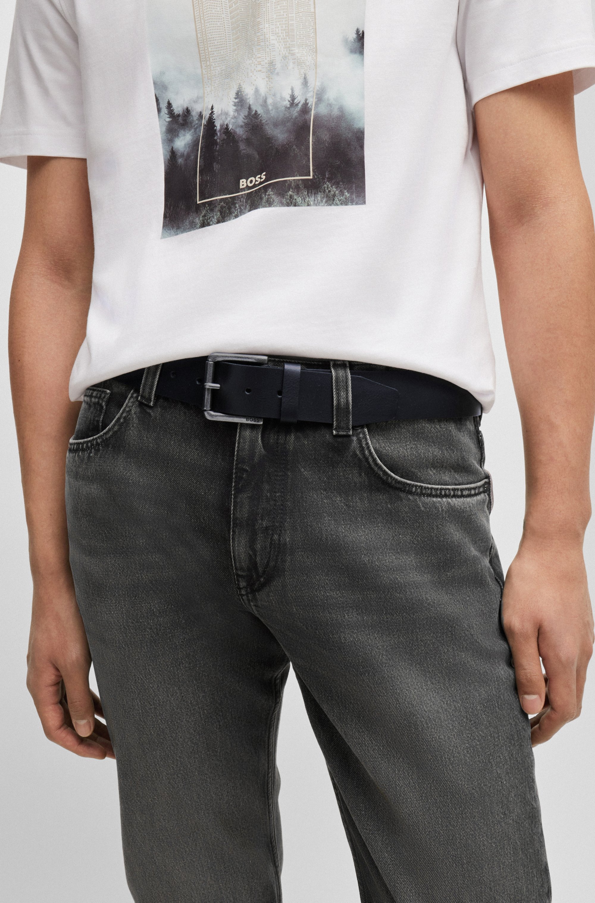 BOSS Ledergürtel »Joris_Sz40«, mit Logo auf der Dornschließe