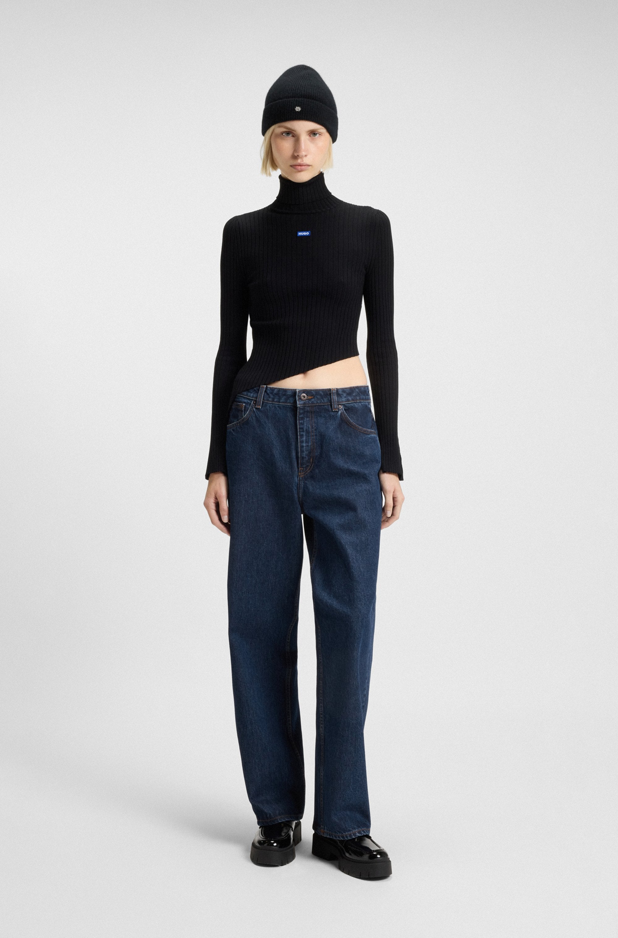 HUGO Blue Relax-fit-Jeans »Leni«, mit charakteristischer Stickerei