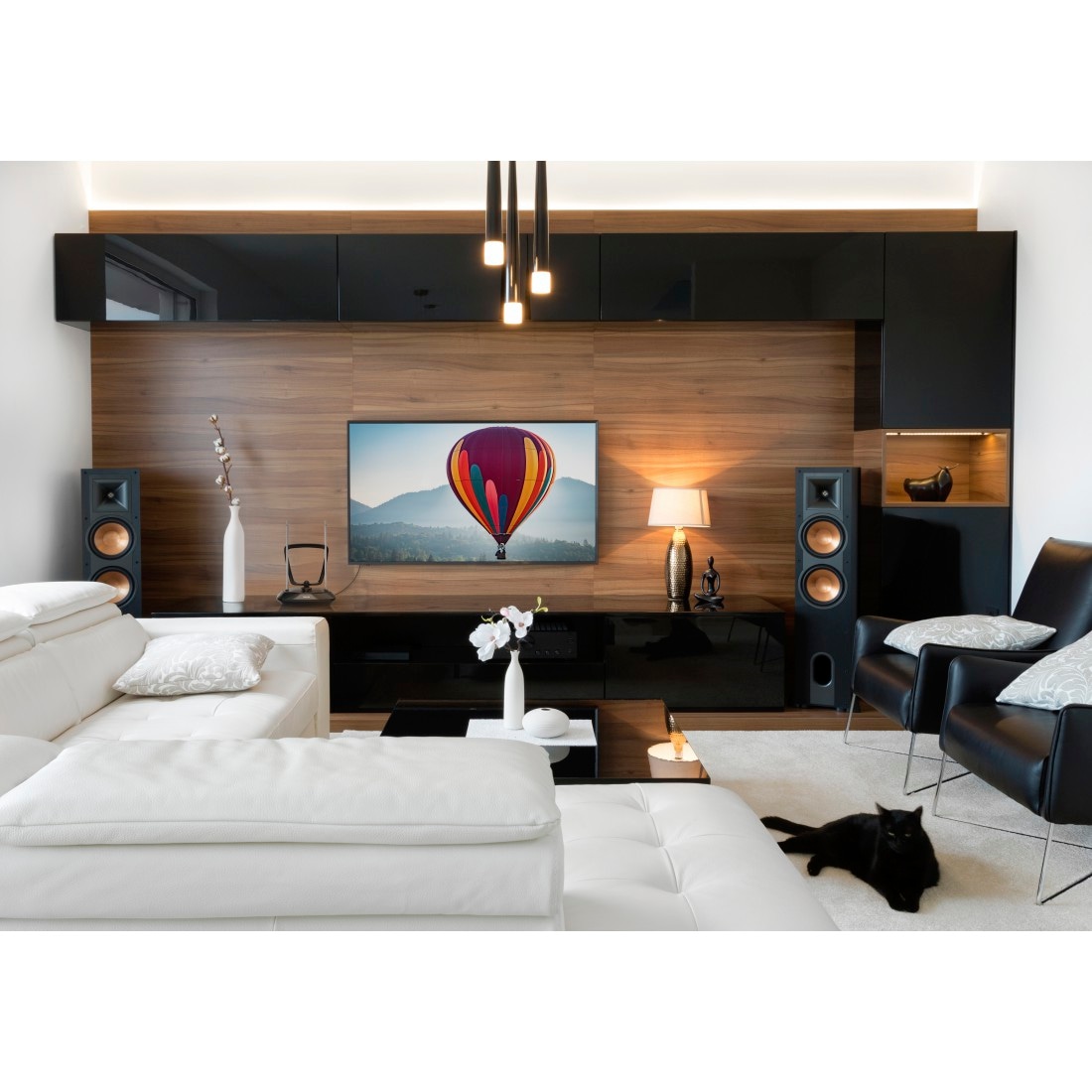 Hama Innenantenne »Aktive Zimmerantenne schwarz für DAB+, DAB, DVB-T2, UKW energiesparend«, DVB-T2-DAB-DAB+-UKW für Innenbereich, LED, störungsfreier Empfang, automatischer Verstärker, TV, Radio