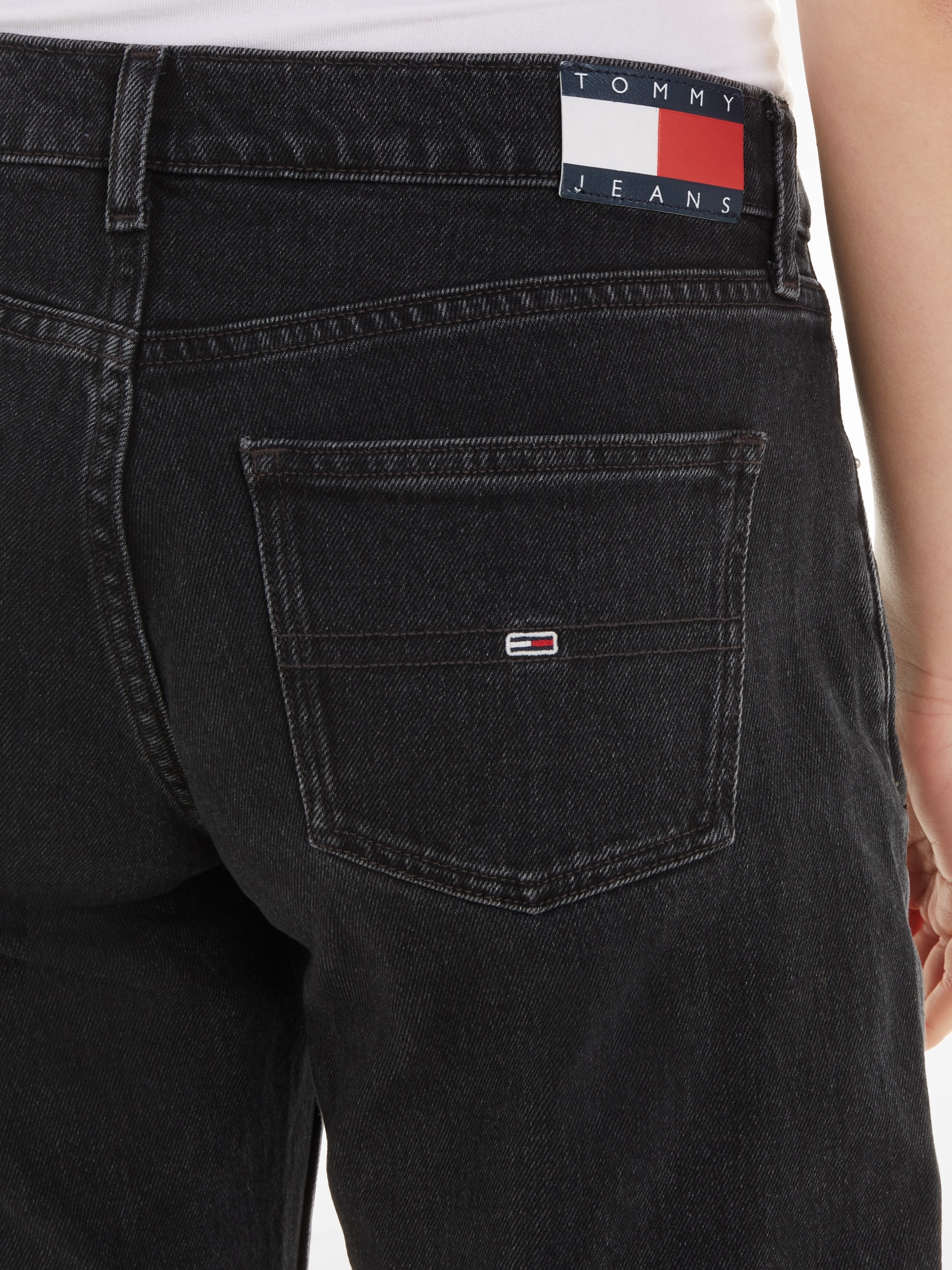 Tommy Jeans Straight-Jeans »SOPHIE LW STR BH4116«, mit Tommy Jeans  Logo-Badge & Flag online bei OTTO