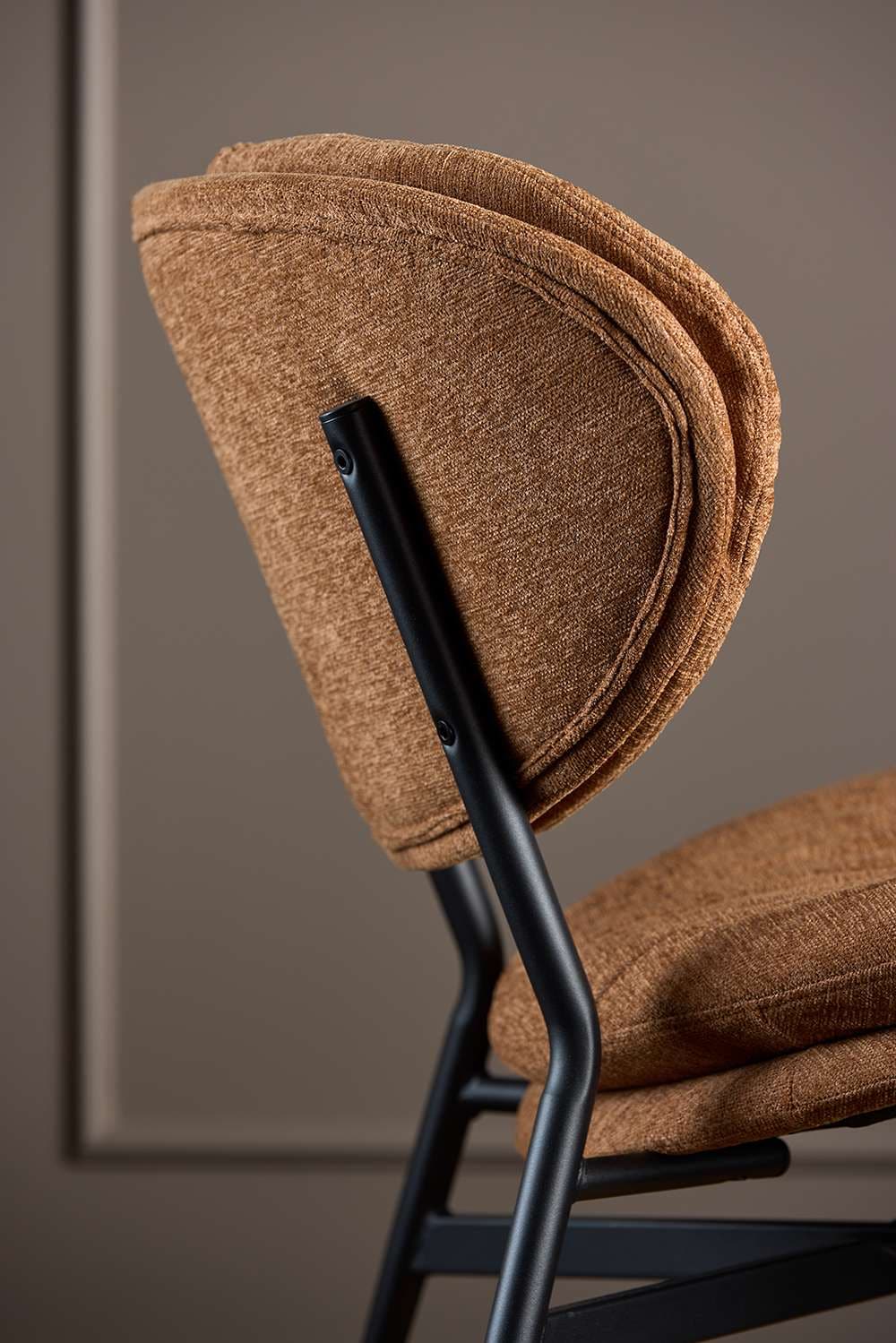 ACTONA GROUP Loungesessel »Burma«, Terracotta Stoff, schwarze Stahlbeine, Sitzhöhe: 43 cm