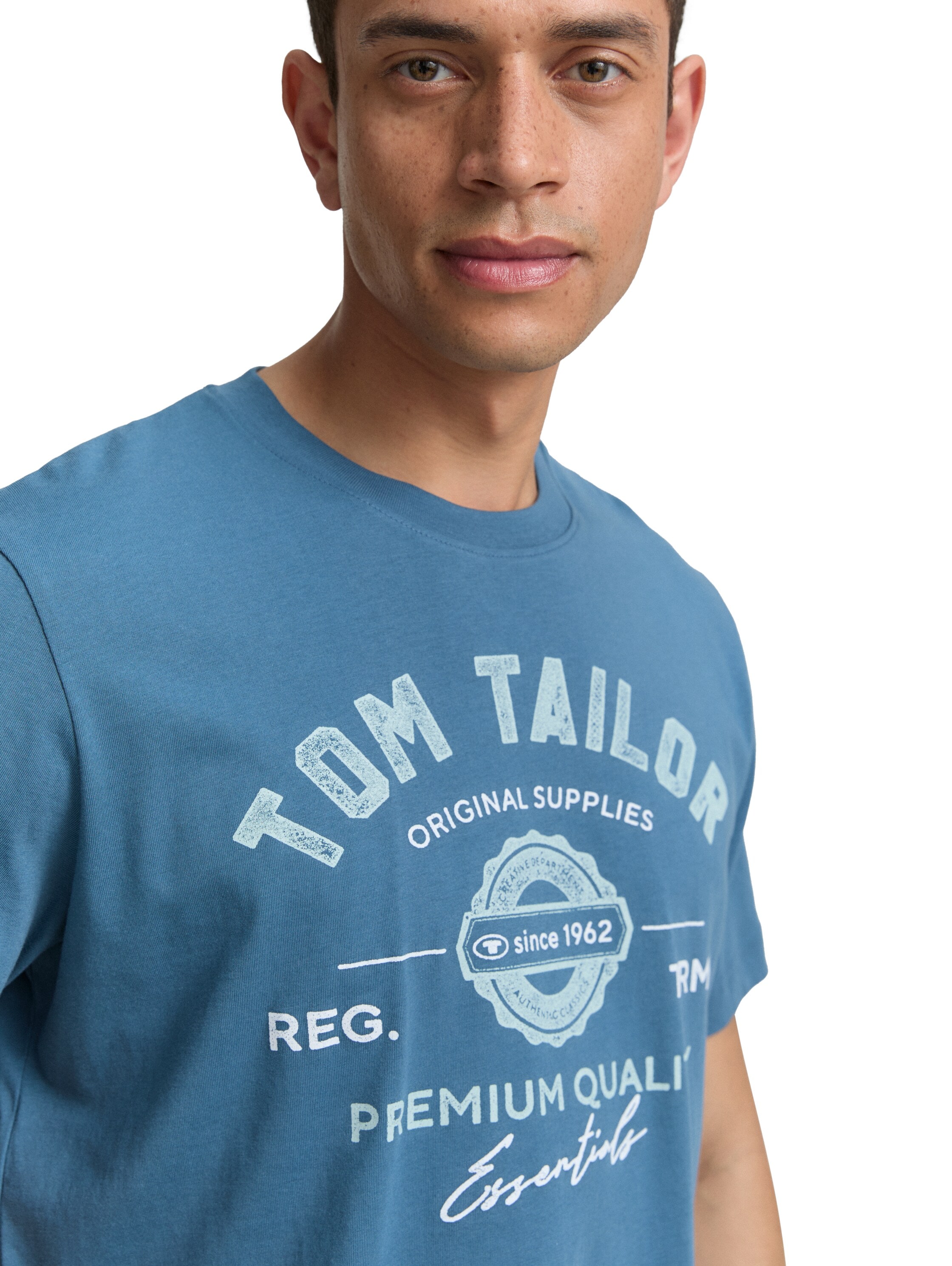 TOM TAILOR T-Shirt, mit großem Logofrontprint