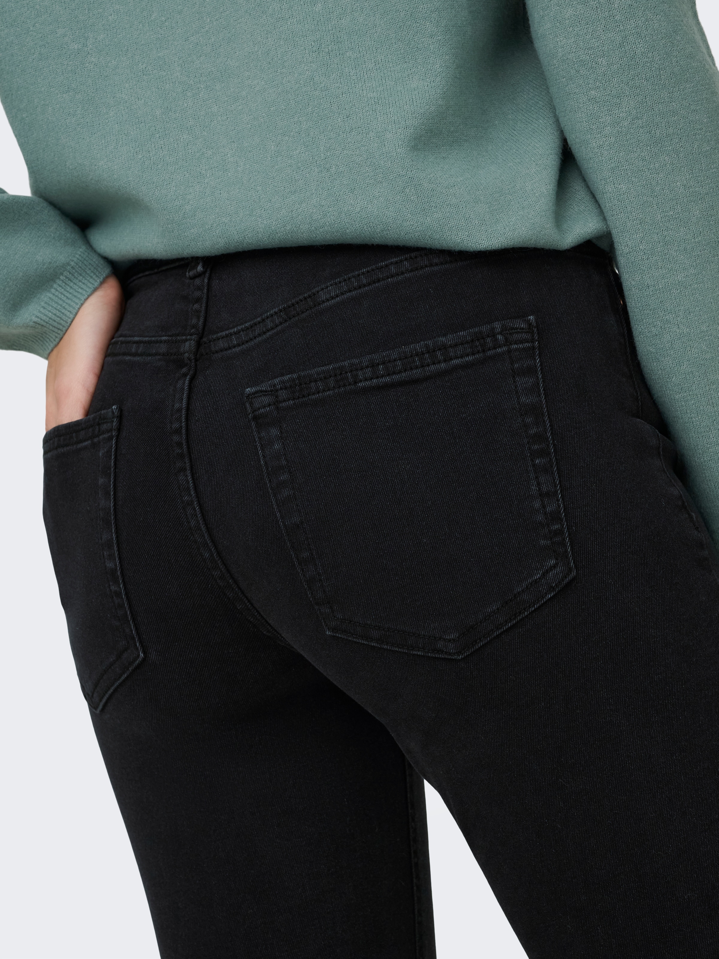 ONLY Skinny-fit-Jeans »ONLSUMI MID WAIST KNEE DES SK DNM  BOX« Destroyed Effekte