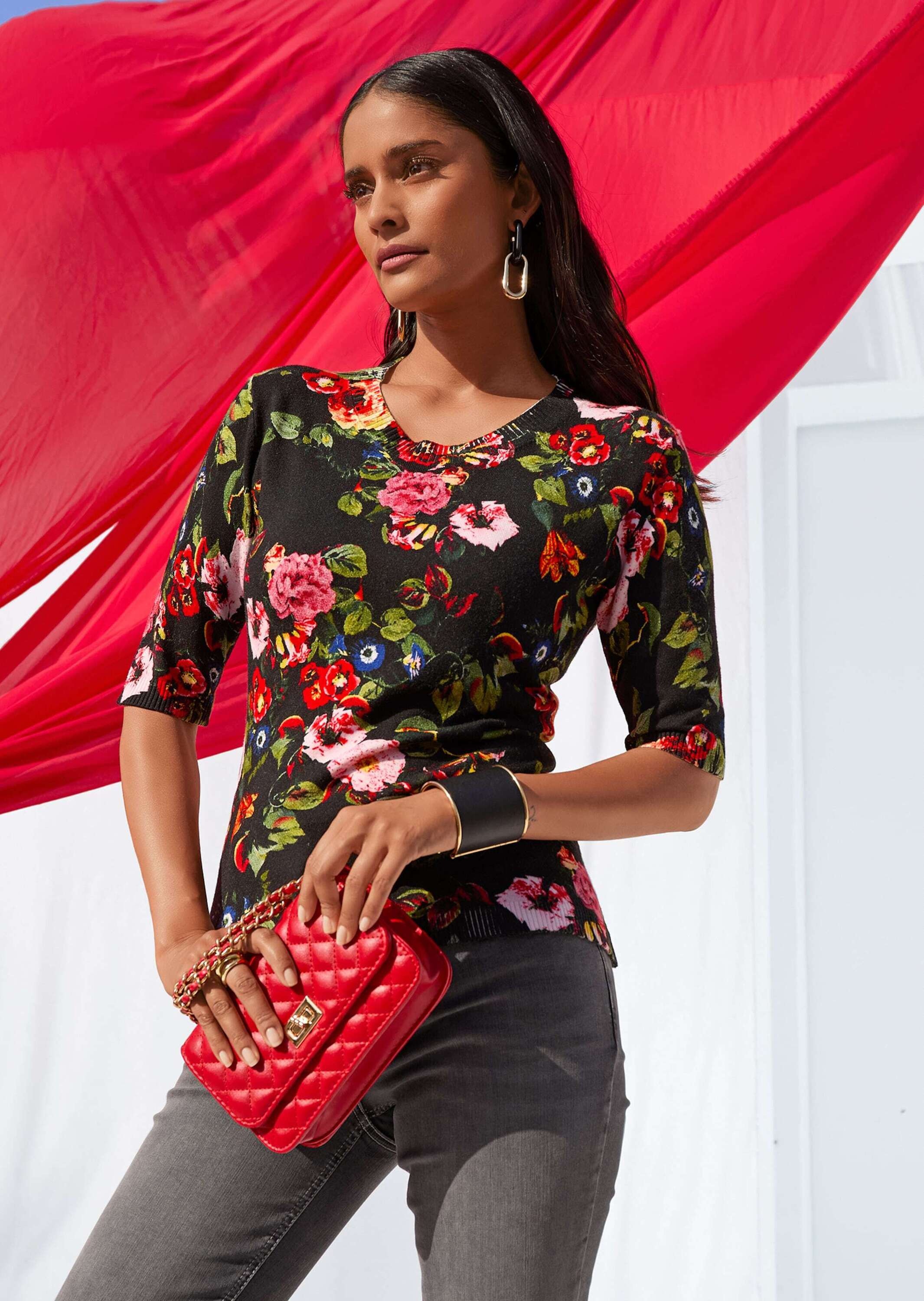 MADELEINE Longpullover »Pullover Rundhals-Pullover mit Unikat-Print«