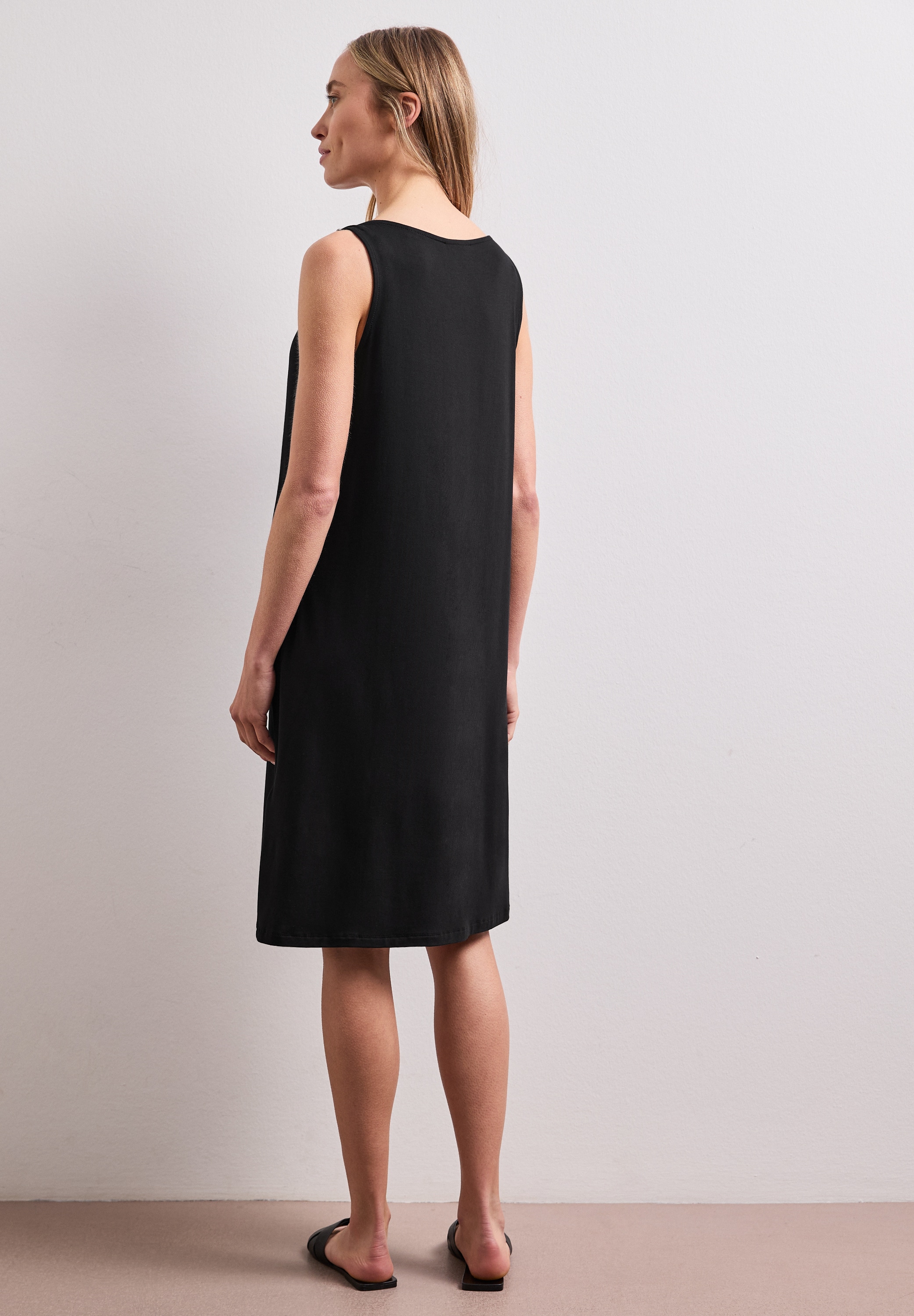 STREET ONE Shirtkleid Ohne Taschen Sommerkleid mit Schnallendetail/Viskose-Stretch