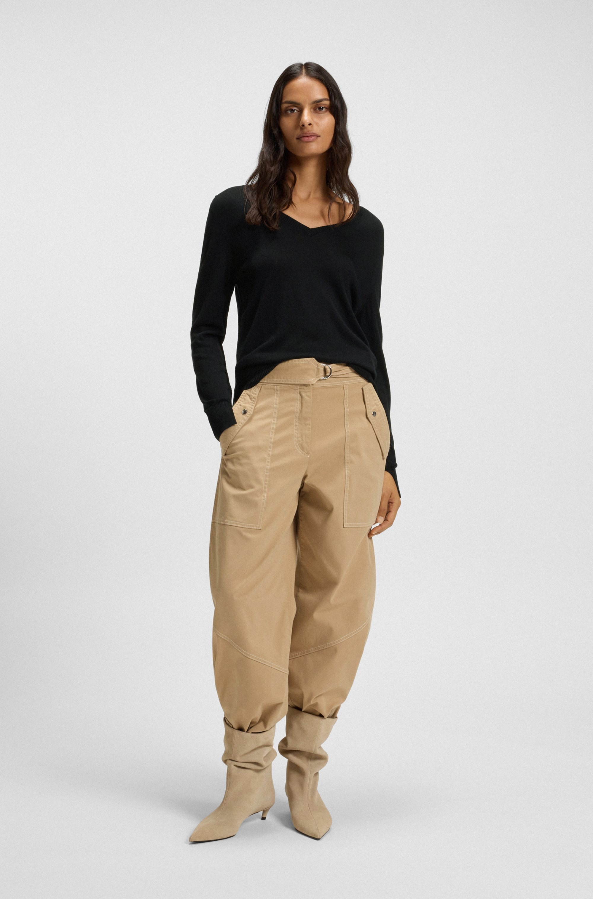 BOSS ORANGE Strickpullover »Fiaffella Premium Damenmode«, mit Ajouré-Detail hinten
