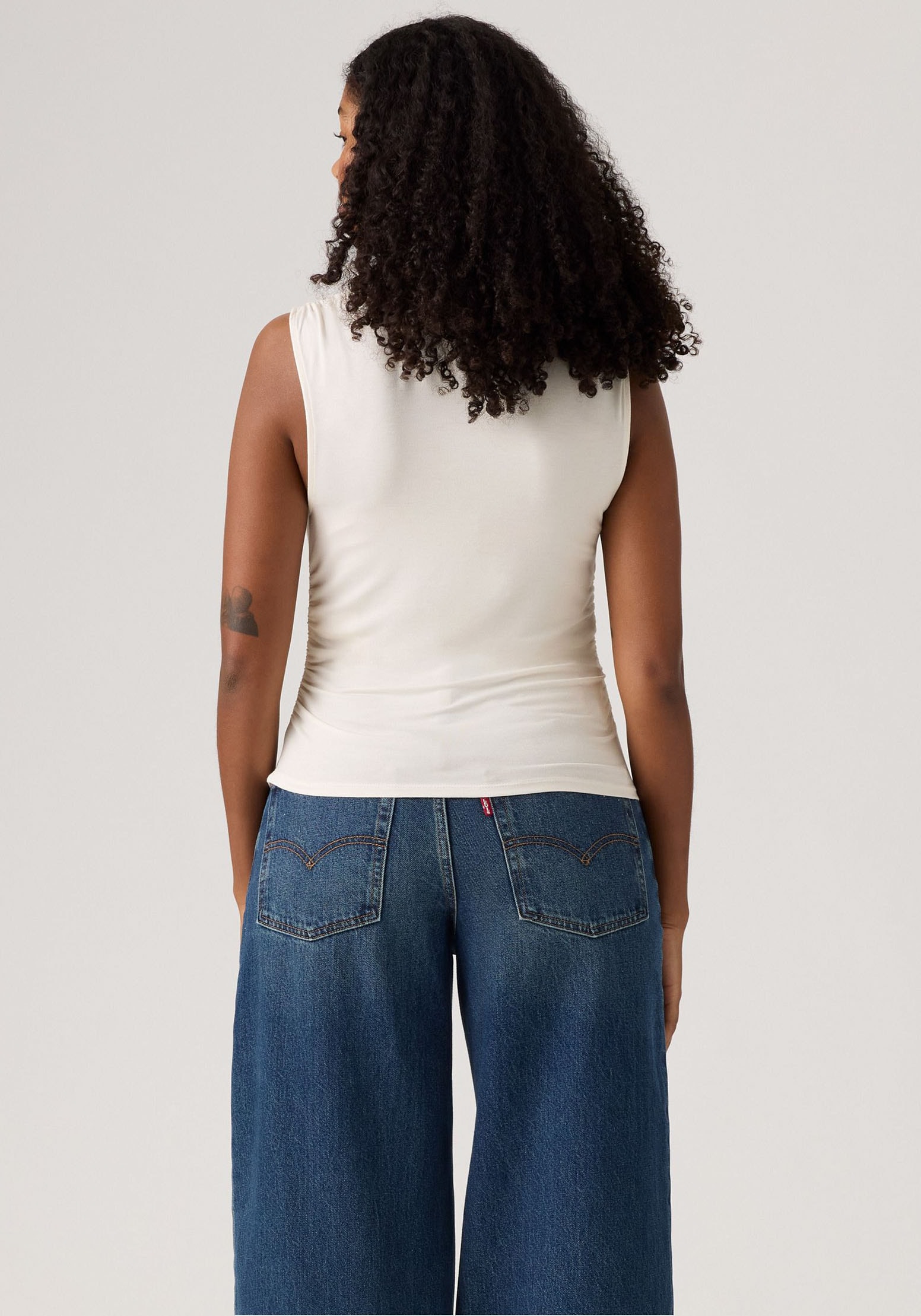 Levi's® Tanktop »CRYSTAL RUCHED TO«, mit seitlicher Raffung