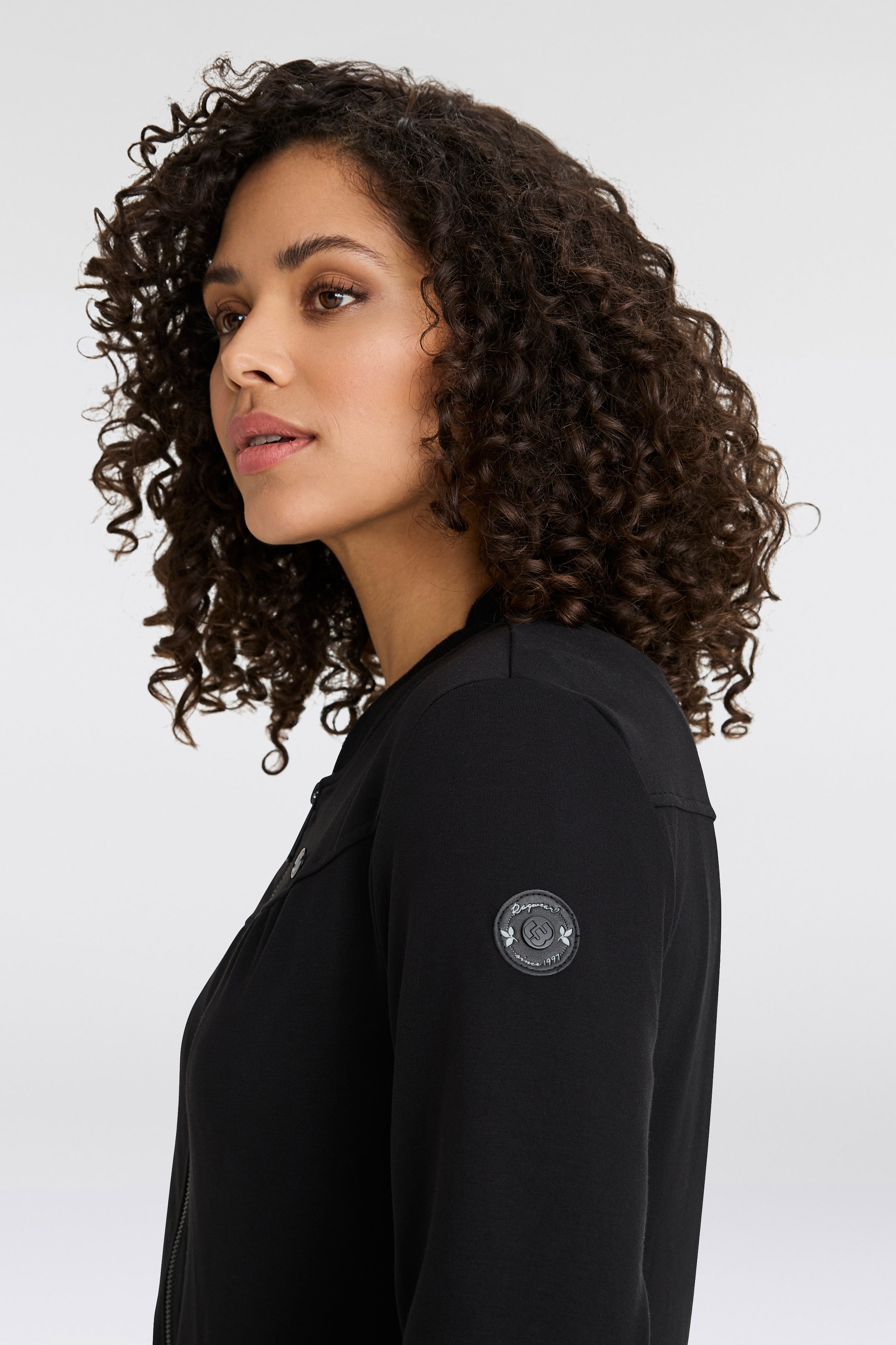 Ragwear Sweatjacke »KENIA CORE«, mit Logo und gerafften Details