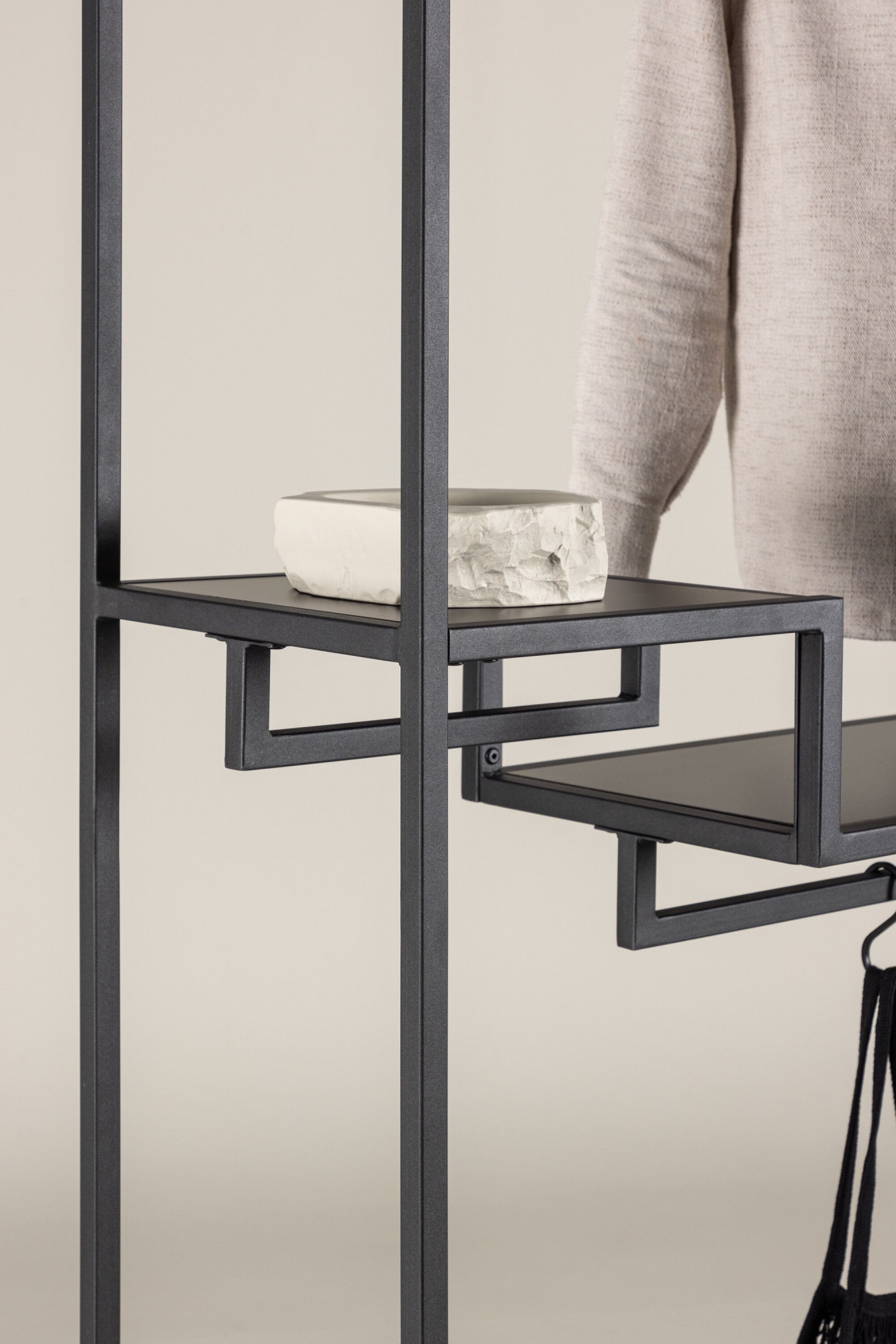 Venture Home Kleiderständer »Staal, Garderobenständer in Schwarz-Stahl, Kleiderstange, Höhe 188 cm« Garderobe, Pulverbeschichtung, Ablagen, anspruchsvoll, modern