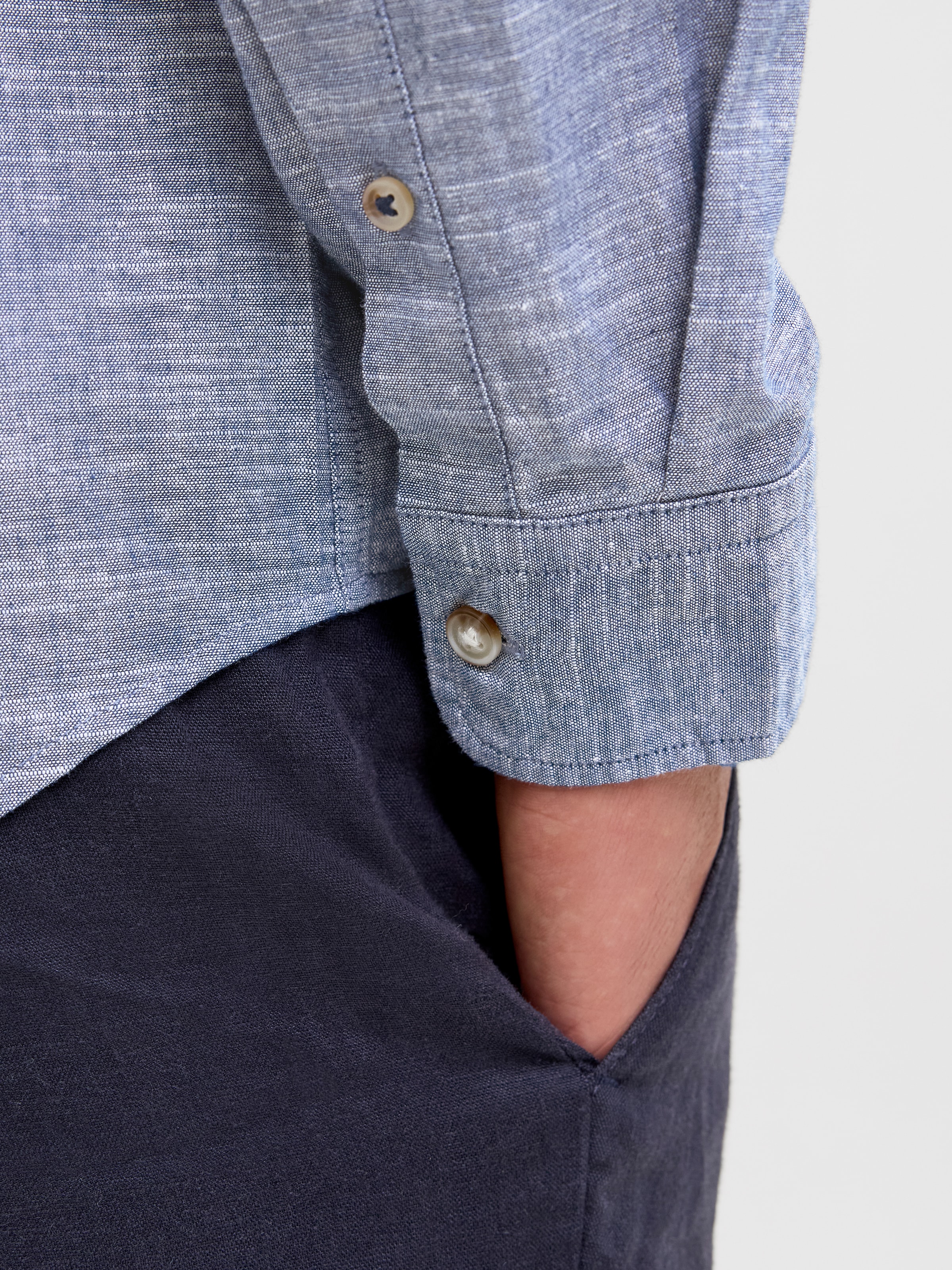 Jack & Jones Langarmhemd »JJESUMMER BAND SHIRT LS SN«, mit Bandkragen