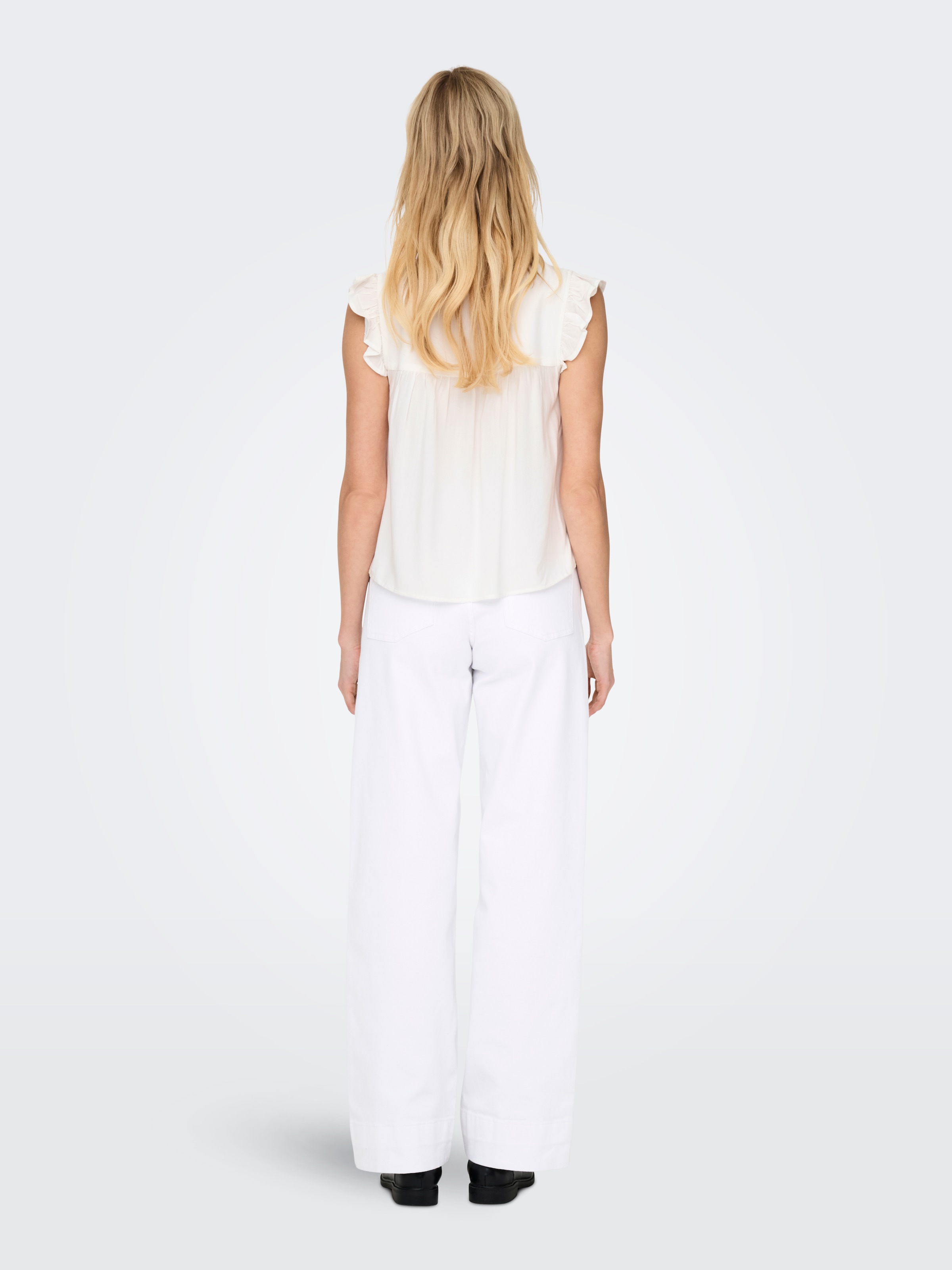 ONLY Rüschentop »ONLVESTINE S/S TOP WVN NOOS« Viskose, loose fit, Rundhals