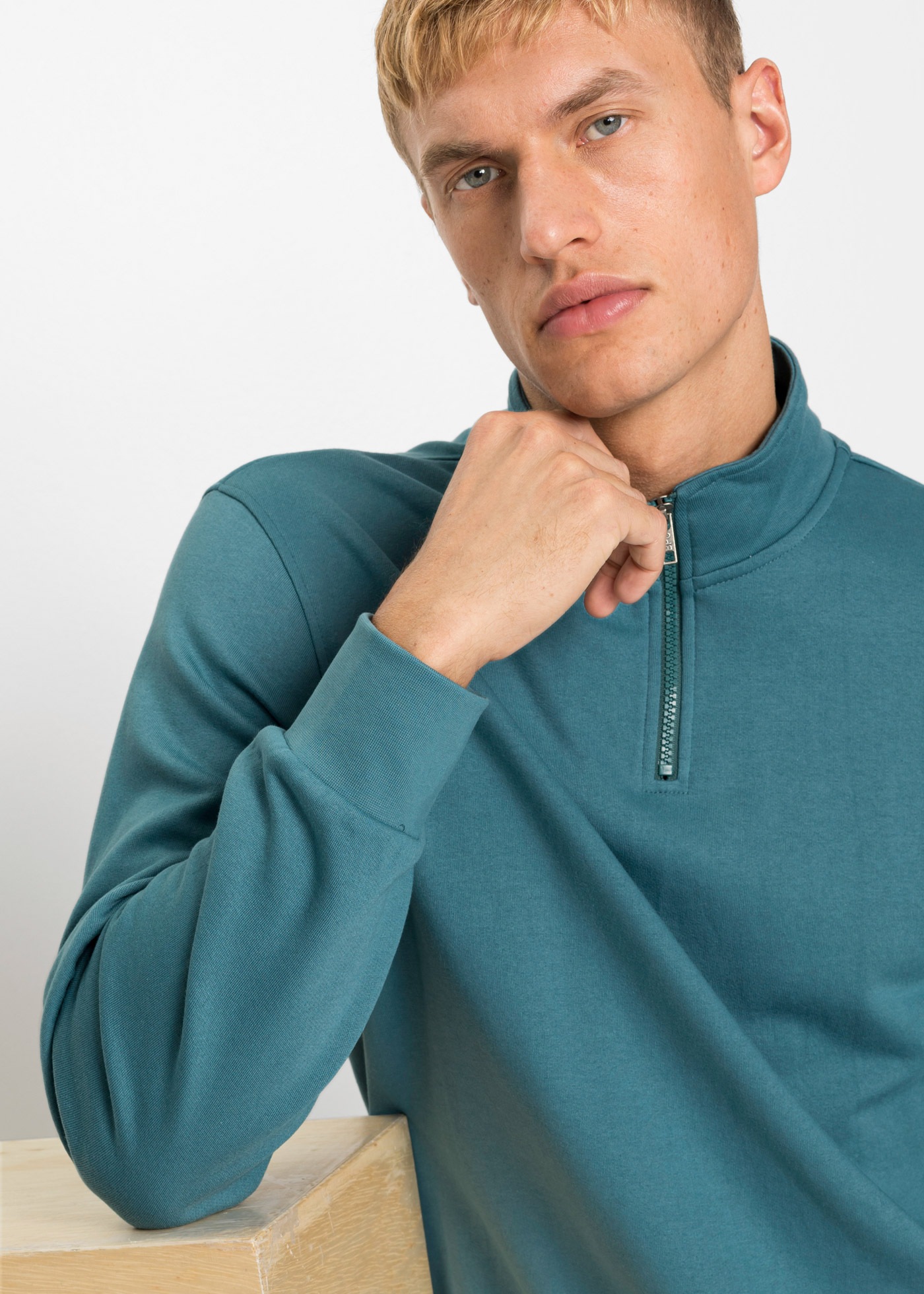 bonprix Sweatshirt »Sweatshirt mit Troyerkragen«, mit Stehkragen, mit Reißverschluss, Regular Fit, unifarben
