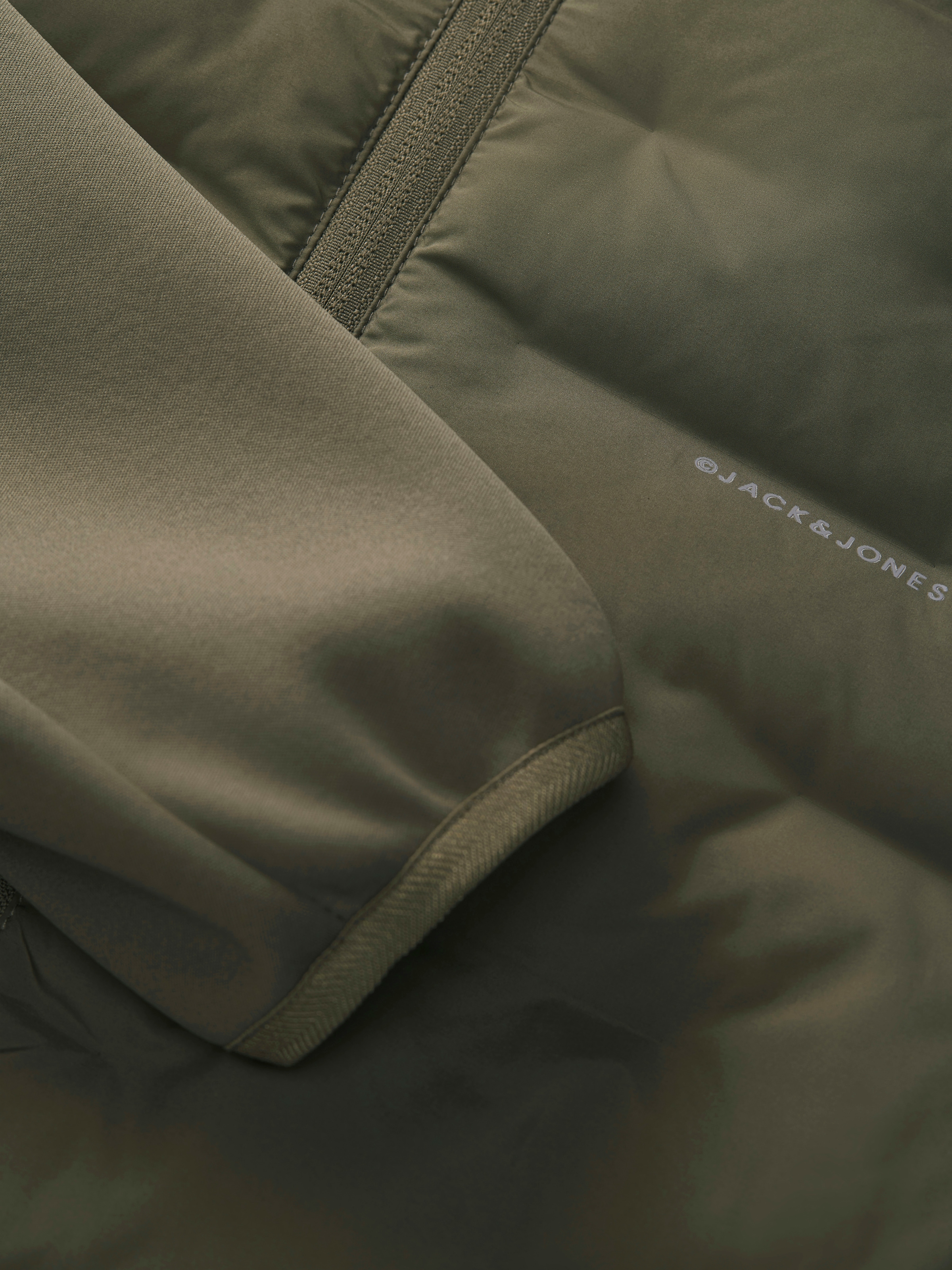 Jack & Jones Junior Steppjacke »JJEPERFECT HYBRID JACKET NOOS JNR« mit Kapuze Polyester, regular fit