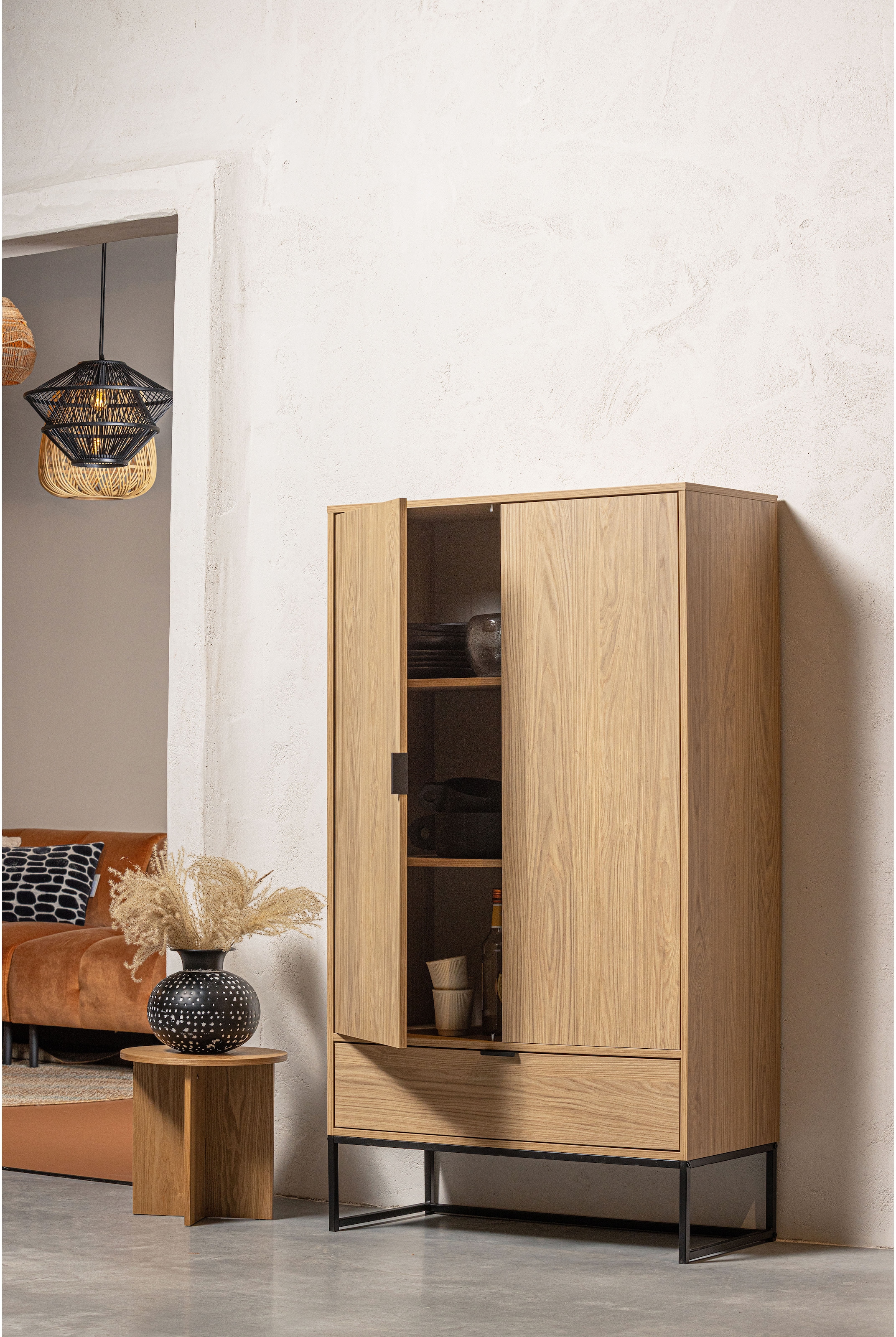 WOOOD Mehrzweckschrank »WOOOD SILAS 2-TÜREN SCHRANK EICHE DEKOR [fsc]« Silas Schrank aus Eichenmelamin auf Metall, 2 Türen und viel Stauraum