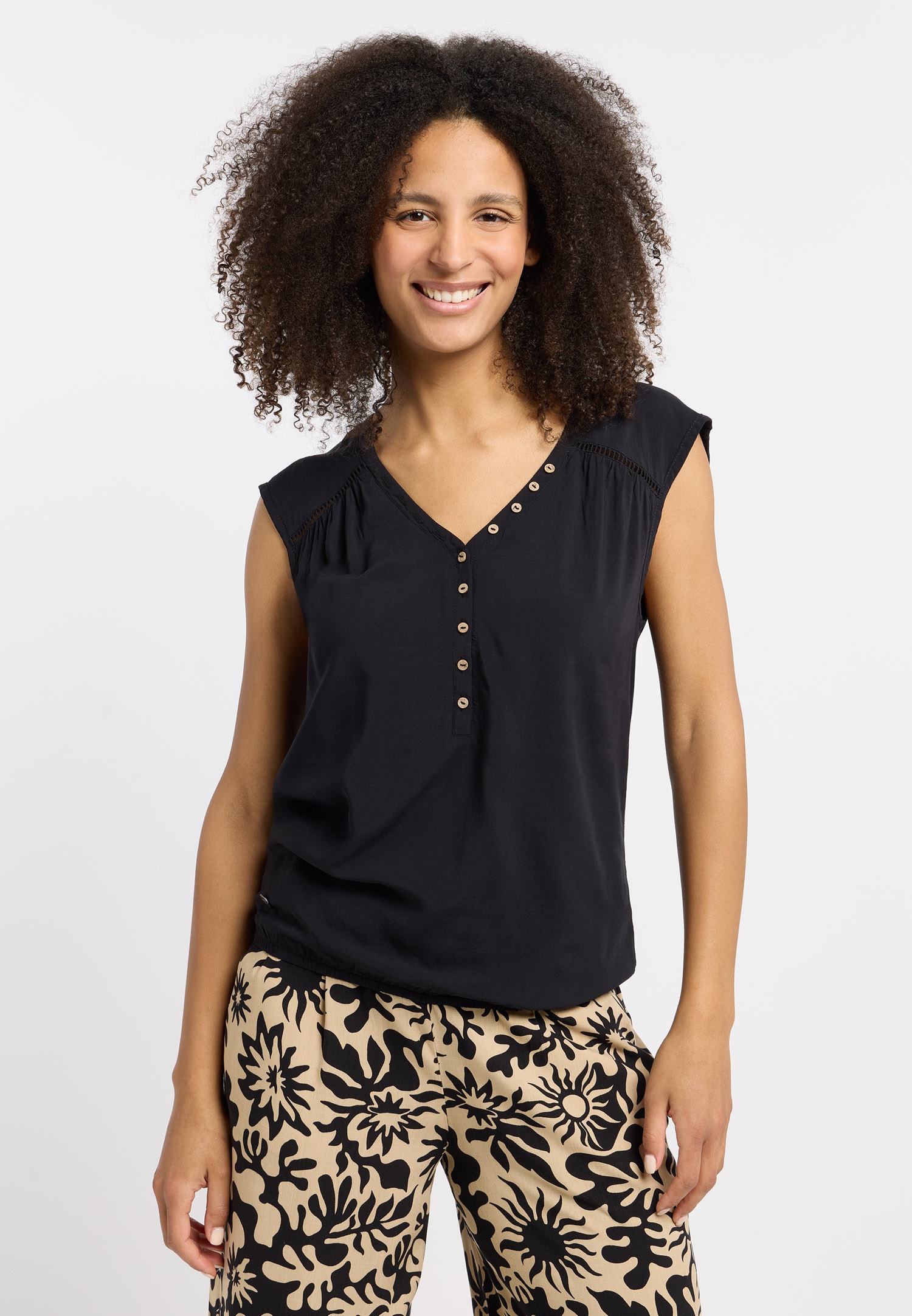 Ragwear V-Shirt »SALTTY« Viskose mit Gummizug am Saum und Knopfleiste
