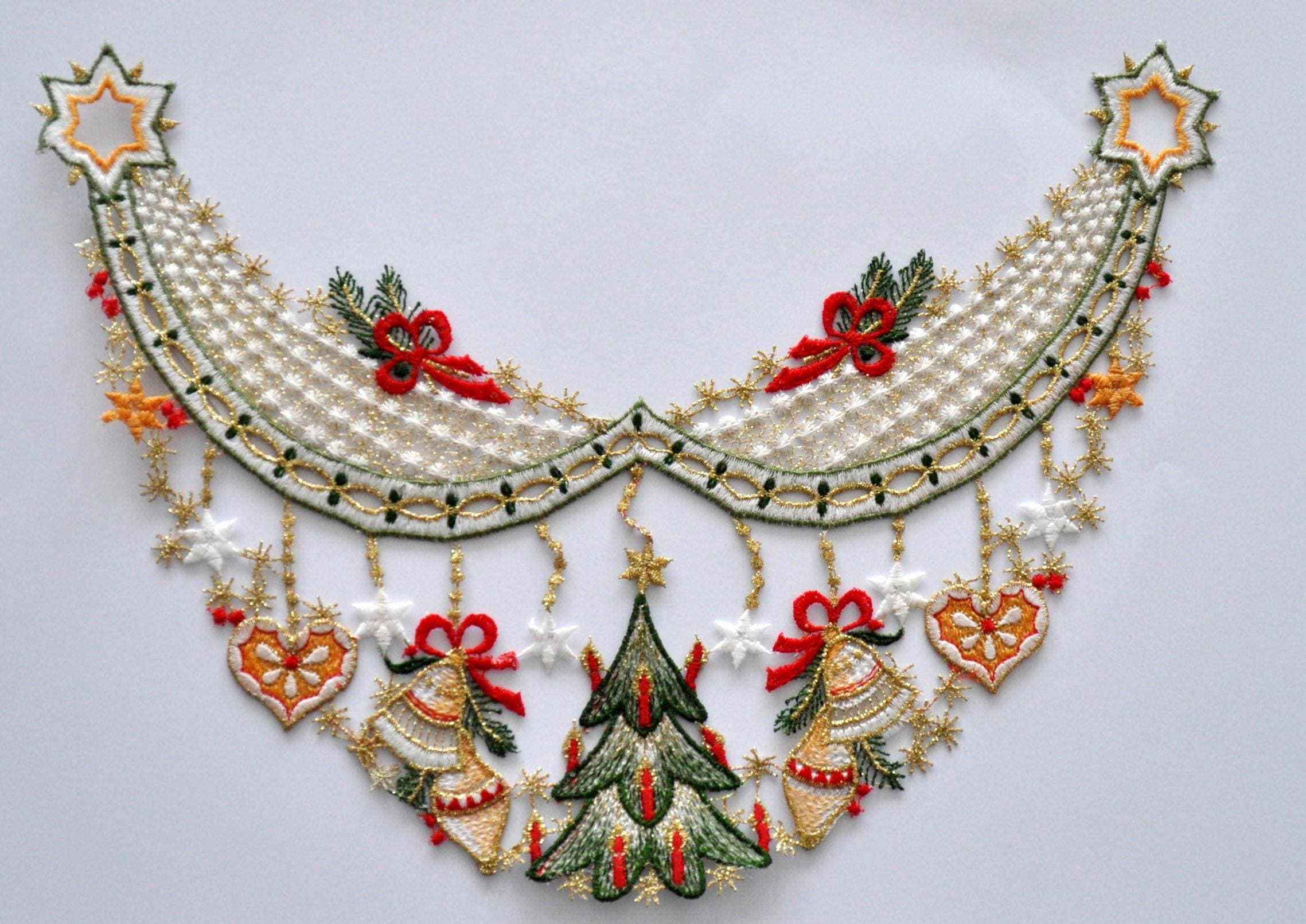 Stickereien Plauen Fensterbild »Weihnachtsgirlande« in bunt, Größe B/L: 35 cm x 25 cm