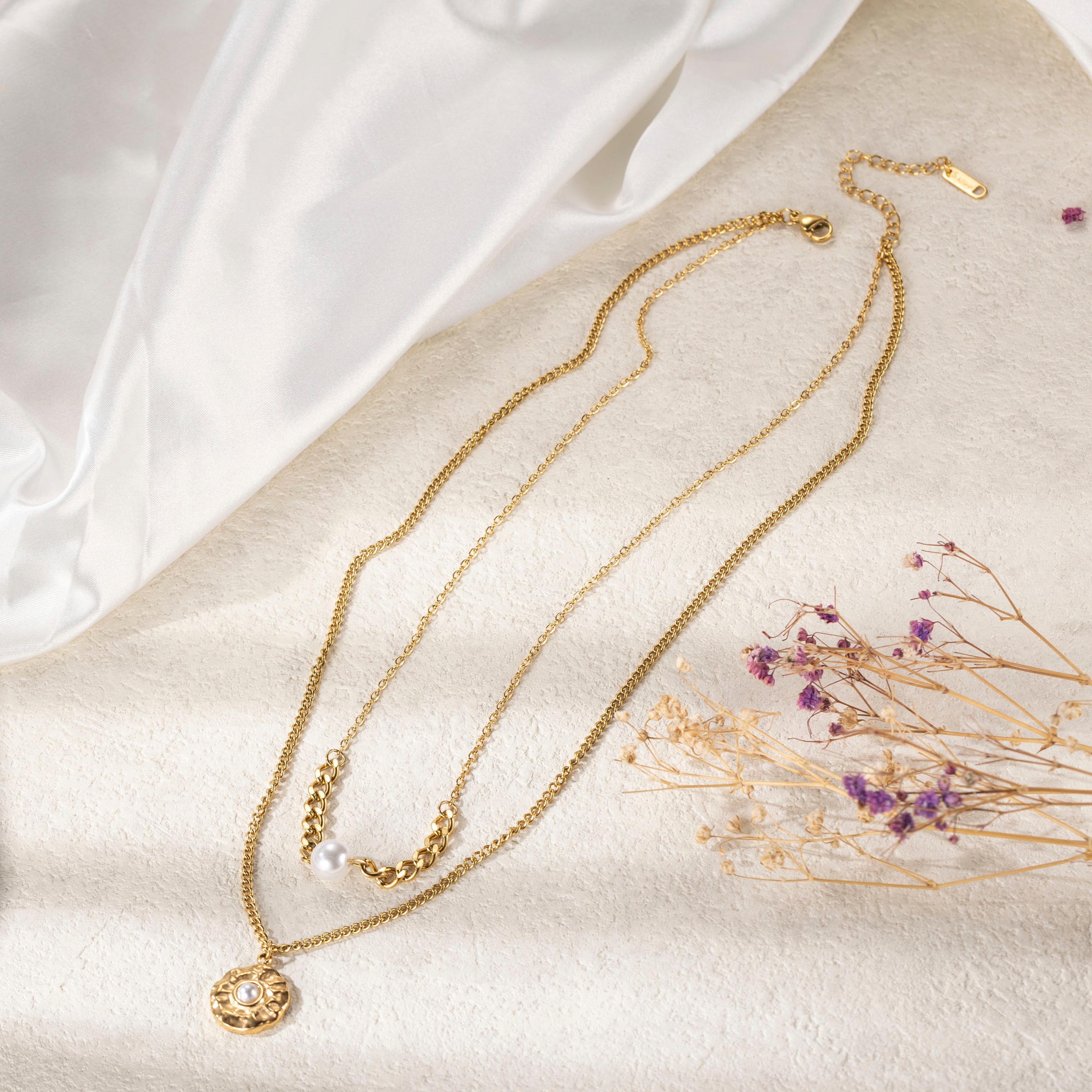 Firetti Kette mit Anhänger »Schmuck Geschenk Edelstahl Halsschmuck Halskette Layer doppelreihig«, mit Perle (synth.)