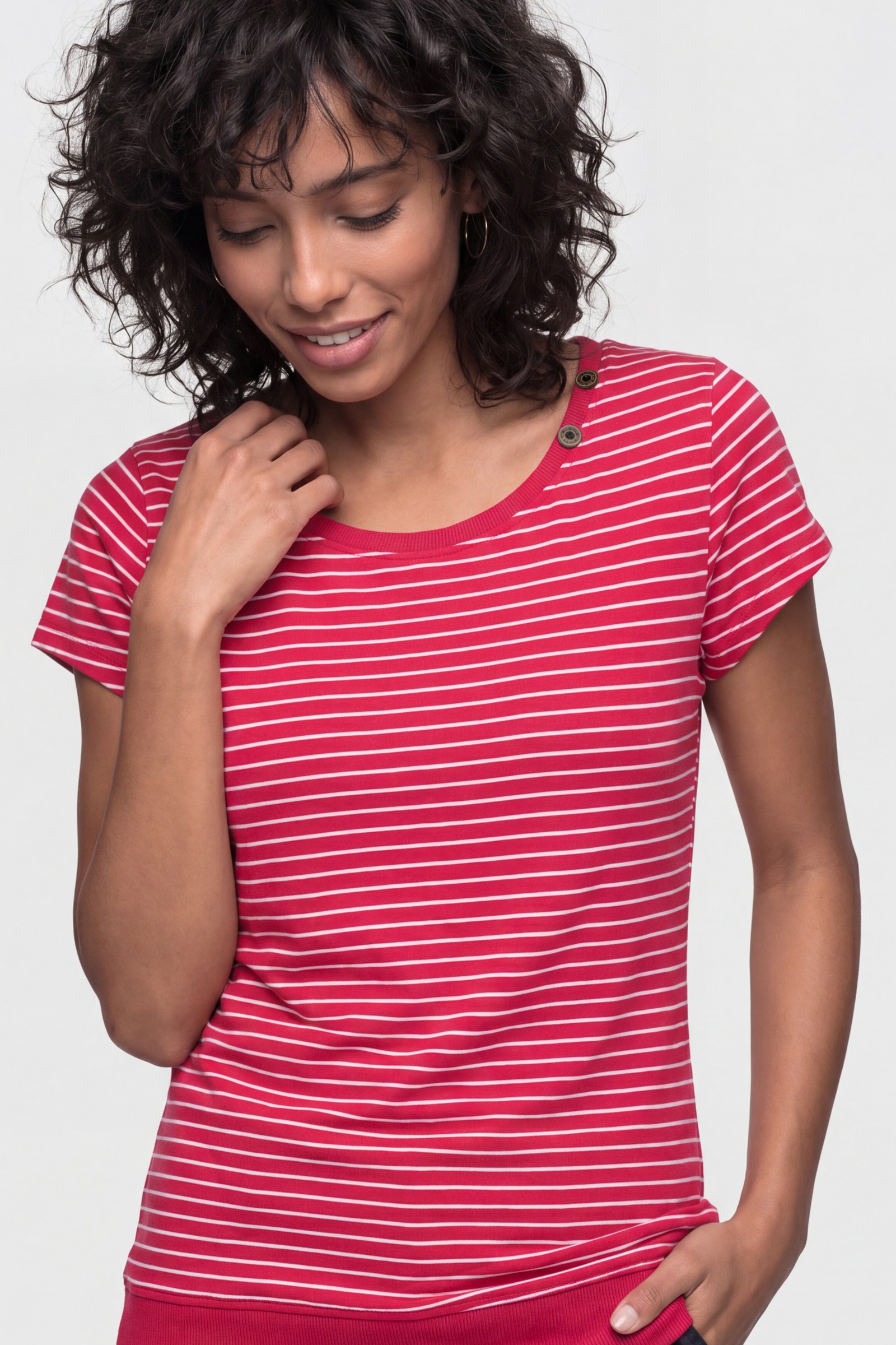 Alife & Kickin Rundhalsshirt Kurzarm mit feinem Streifenmuster, Scoop-Neck und Rippbund