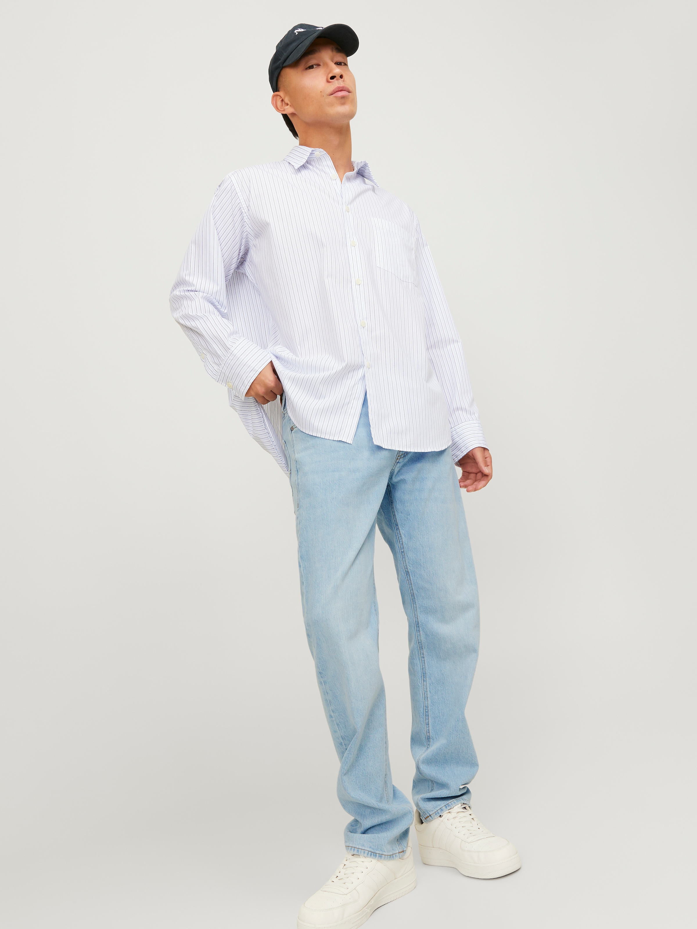 Jack & Jones Tapered-fit-Jeans »JJIMIKE aus elastischem Material und Used-Waschung« Denim/Jeans, modisch, bequem, Baumwollmischung