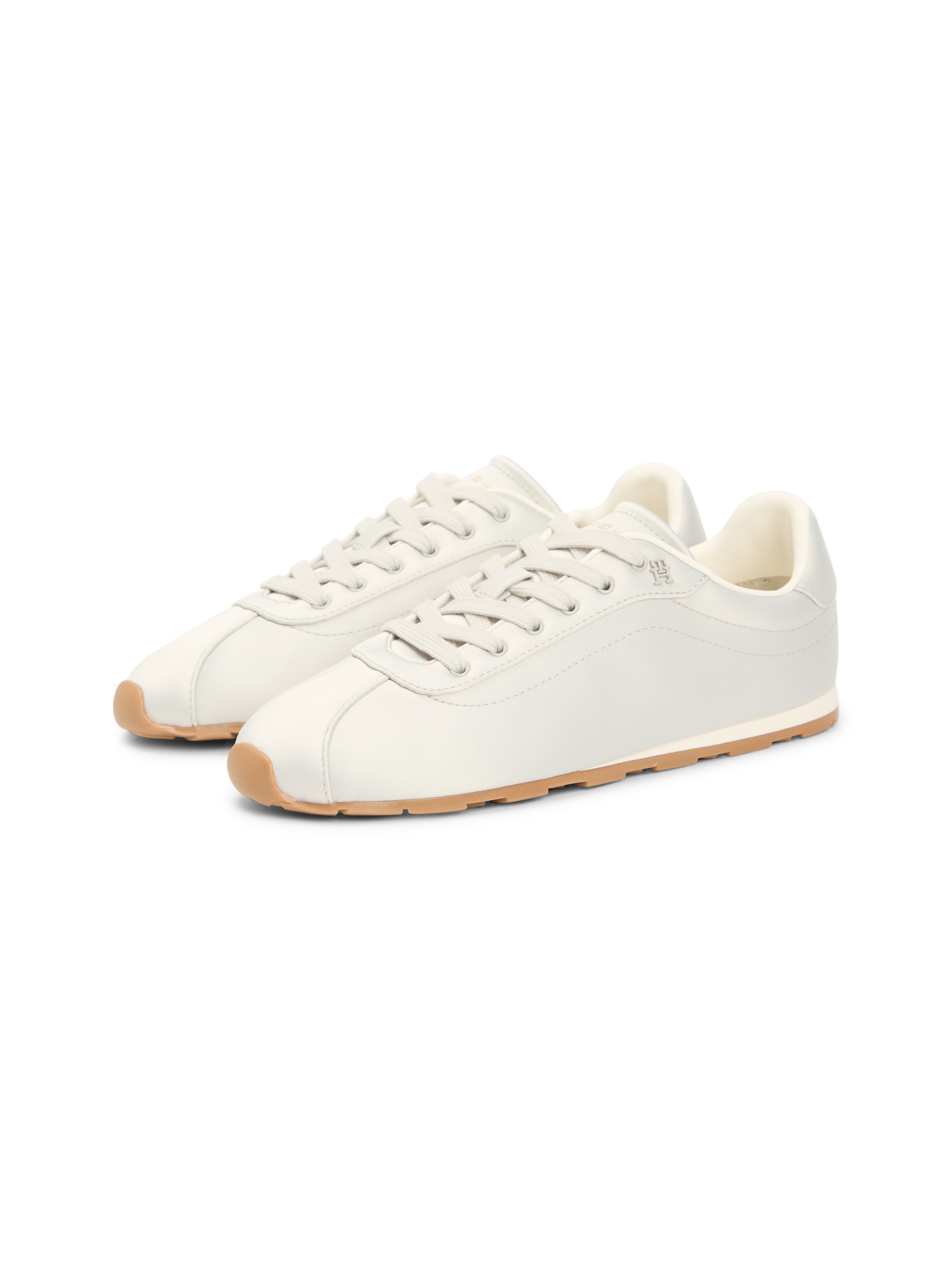 Tommy Hilfiger Sneaker »TH BELLA LOW RUNNER SATIN«  Freizeitschuh, Halbschuh, Schnürer mit seitlichem TH-Logo