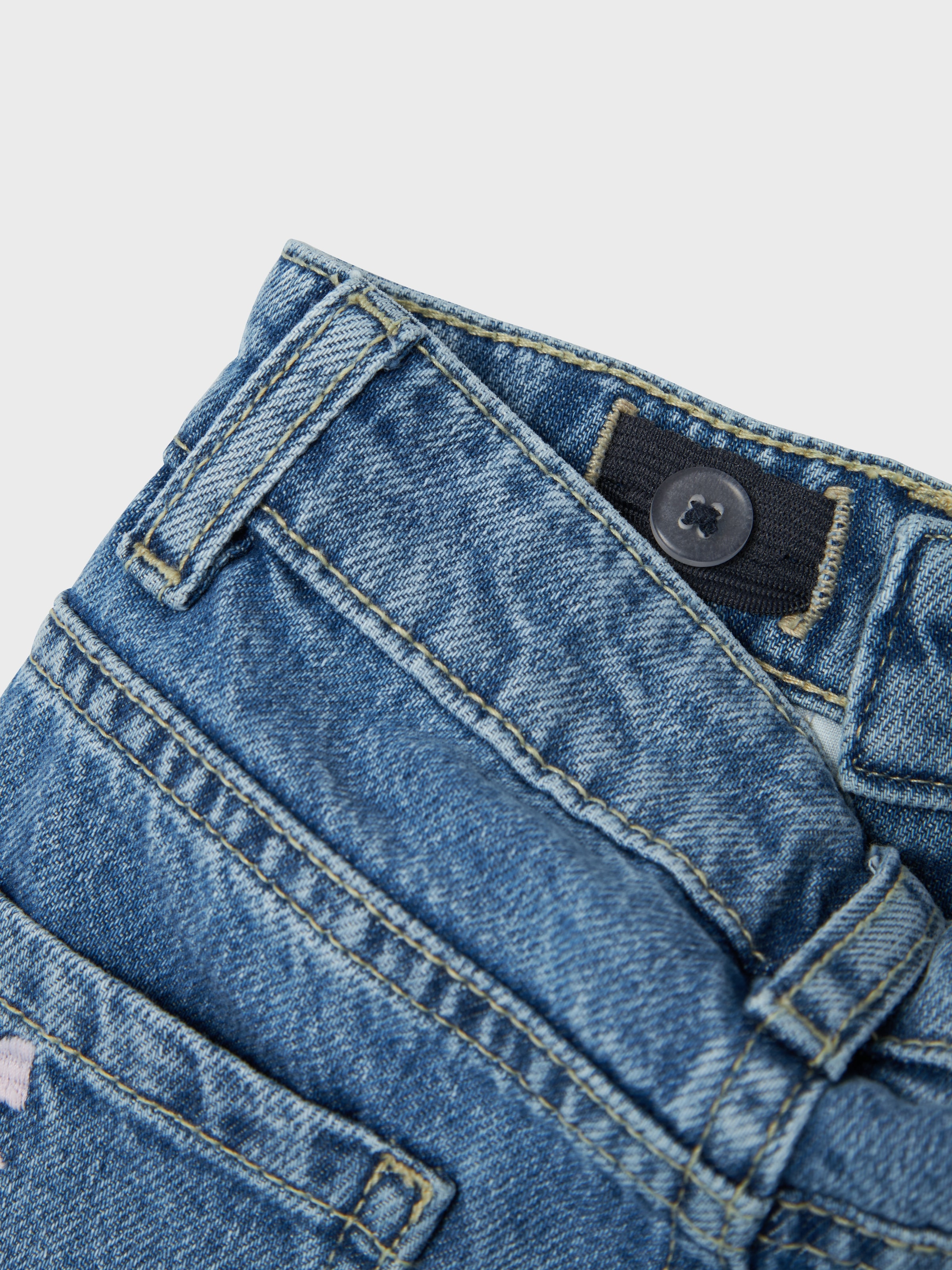 Name It Mom-Jeans »NMFBELLA MOM EMB JEANS 3285-BE NOOS«