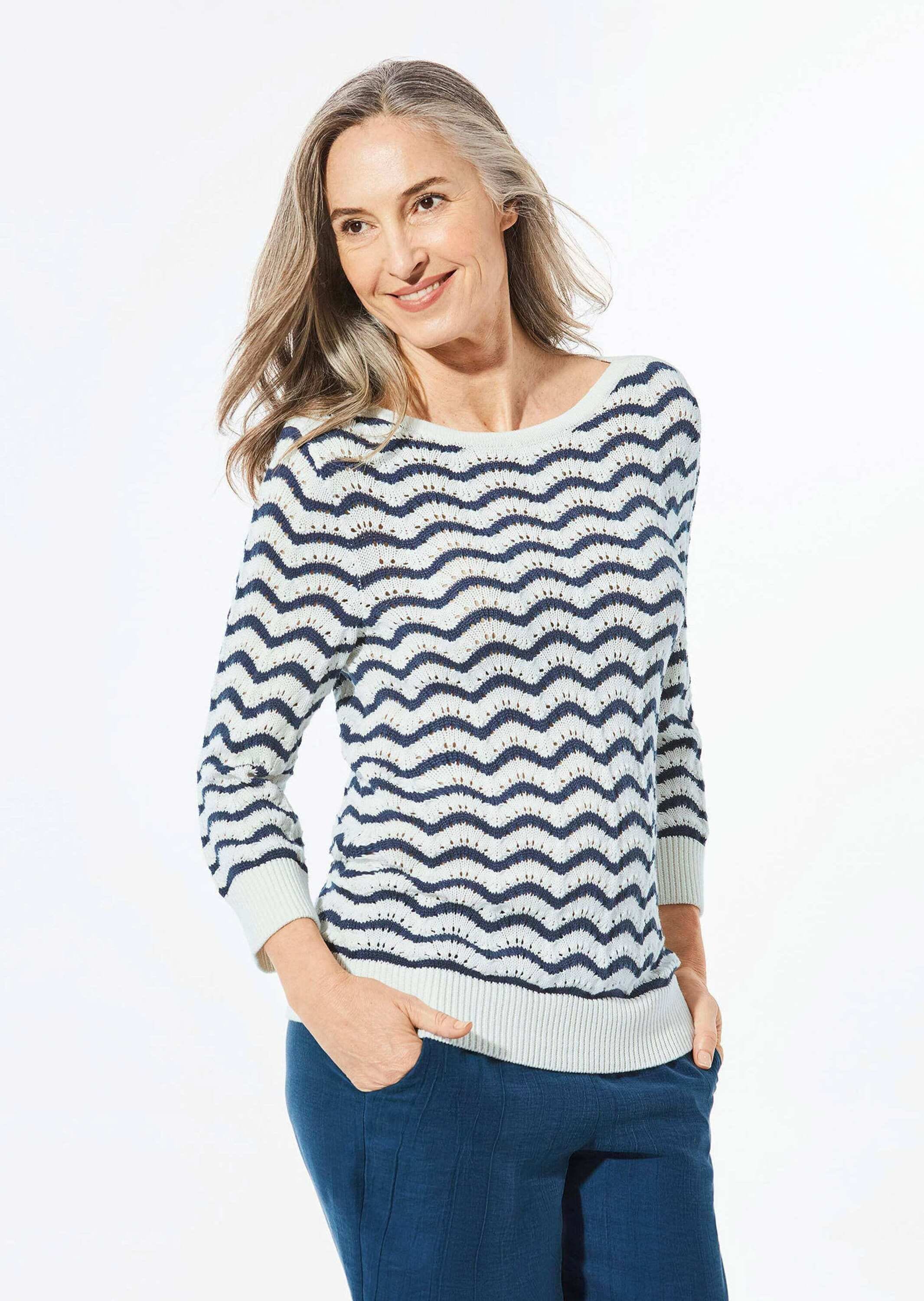 GOLDNER Rundhalspullover »Kurzgröße Ringelpullover mit 3/4-Arm und Ajourdetails«