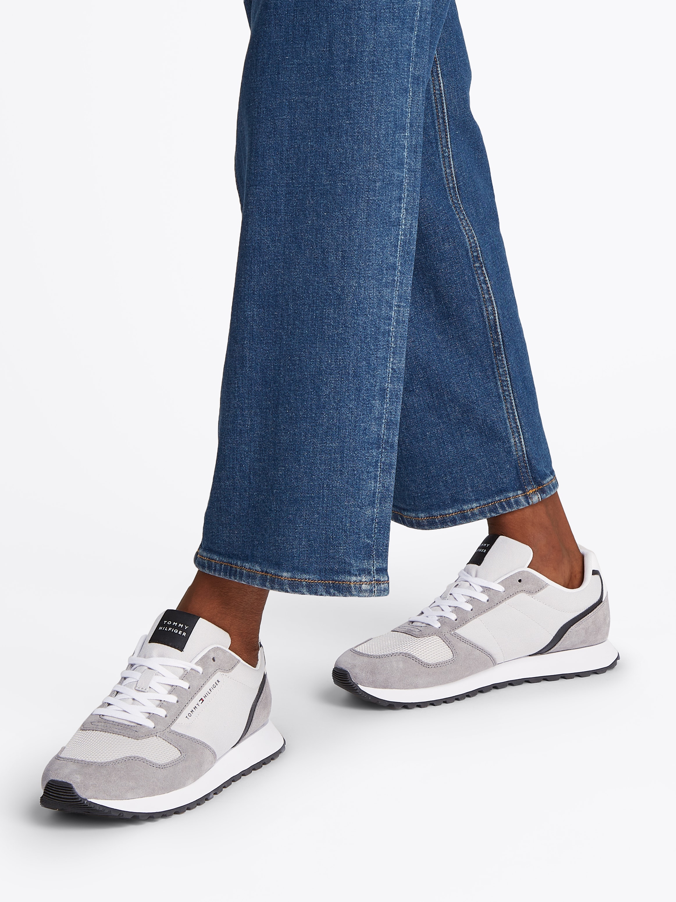 Tommy Hilfiger Plateausneaker »NEW RUNNER EVA MIX«, Freizeitschuh, Halbschuh, Schnürschuh mit Kontrastbesätzen