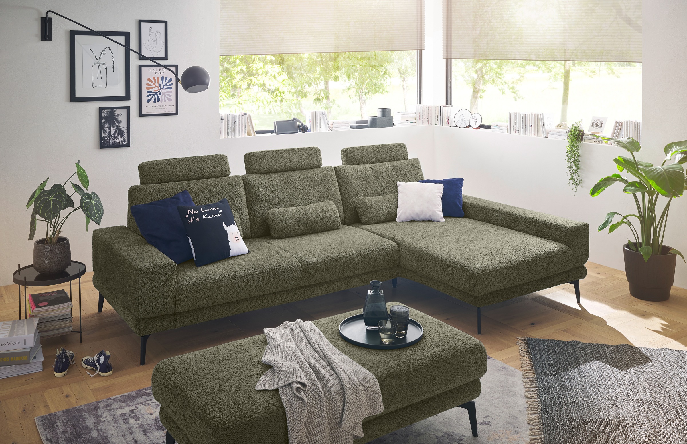 set one by Musterring Ecksofa »SO 3600, inkl motor. Sitztiefenverstellung, Kopfstützen, Nierenkissen« Sitzhöhe 42 cm, Kaltschaum, Breite 293 x Tiefe 180 cm, Kama olive