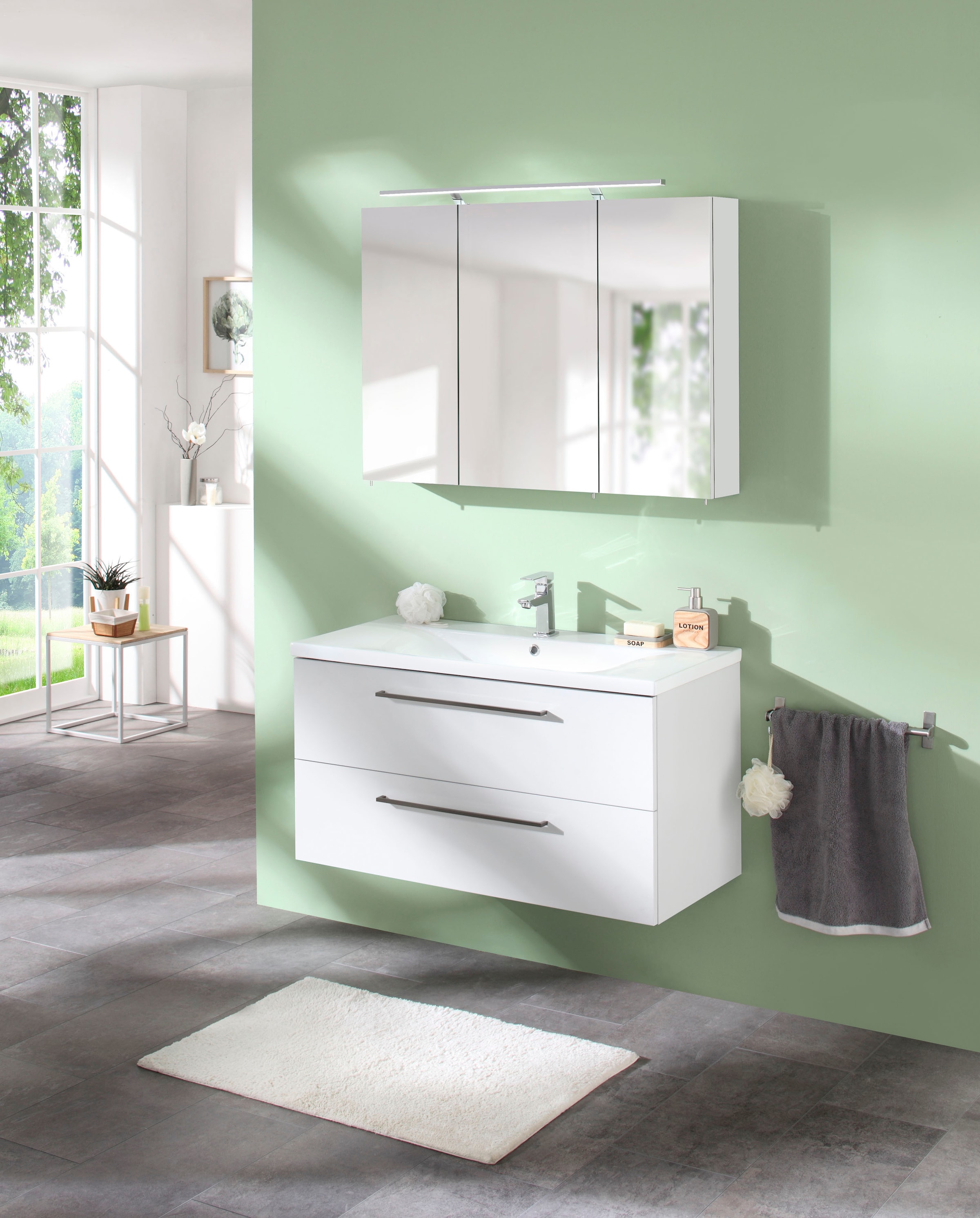 welltime Spiegelschrank »Torino made in Germany«, Breite 100 cm, 3-türig, LED-Beleuchtung, Schalter-/Steckdosenbox