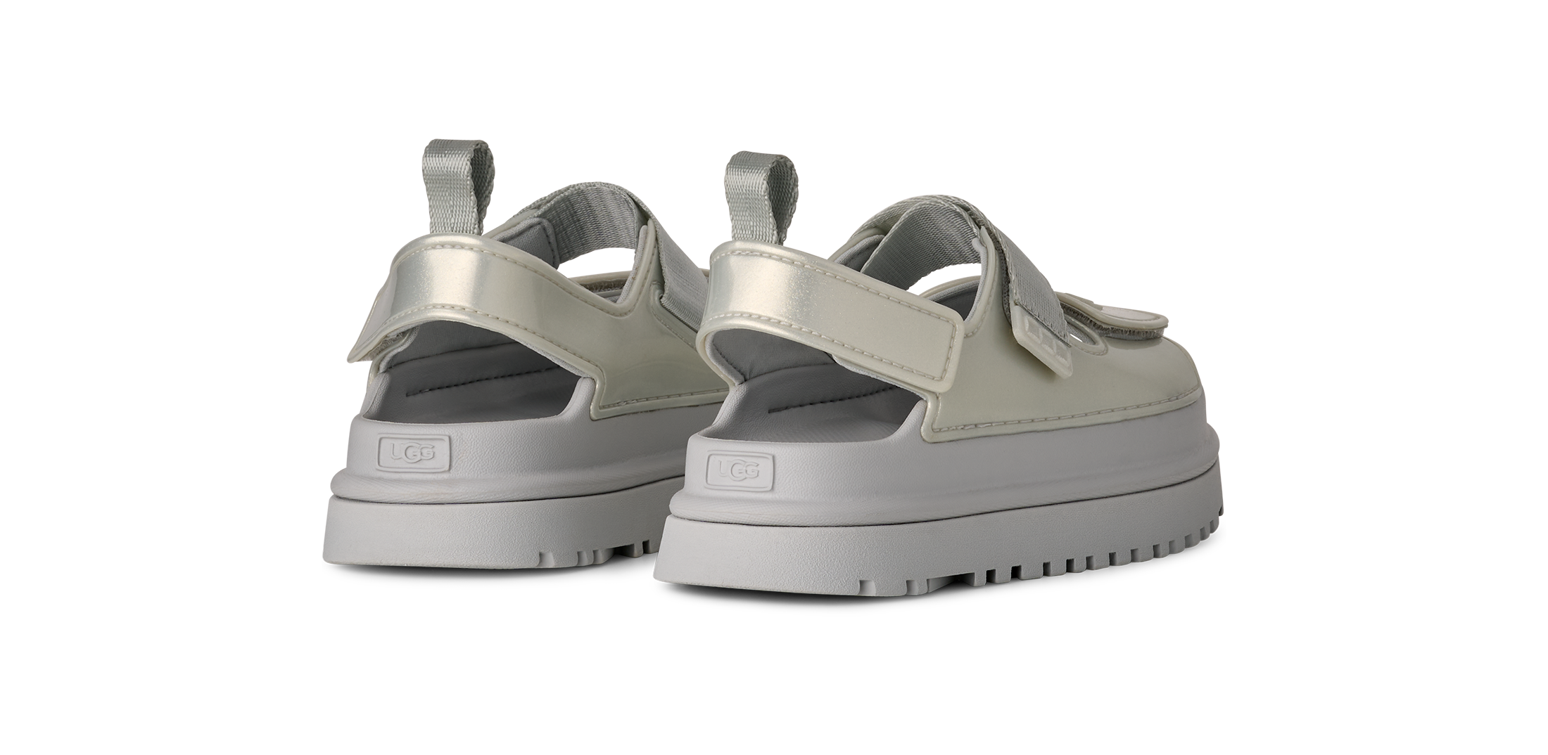 UGG Sandale »GOLDENGLOW GLOSSY SPARKLES«  Klettschuh, Sommerschuh mit trendy Plateausohle