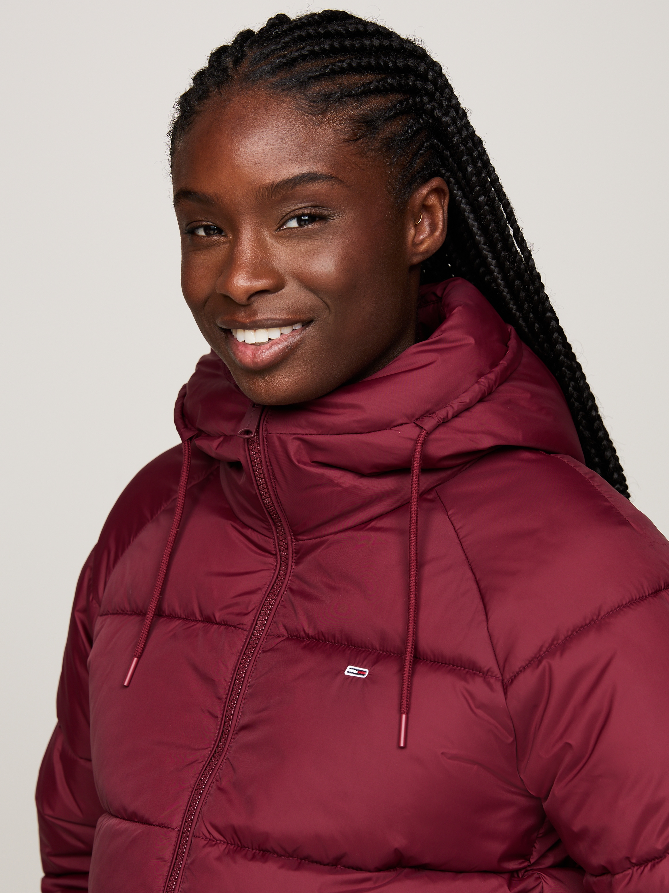 Tommy Jeans Steppjacke »TJW ASPEN PUFFER EXT«, mit Kapuze, mit Logostickerei