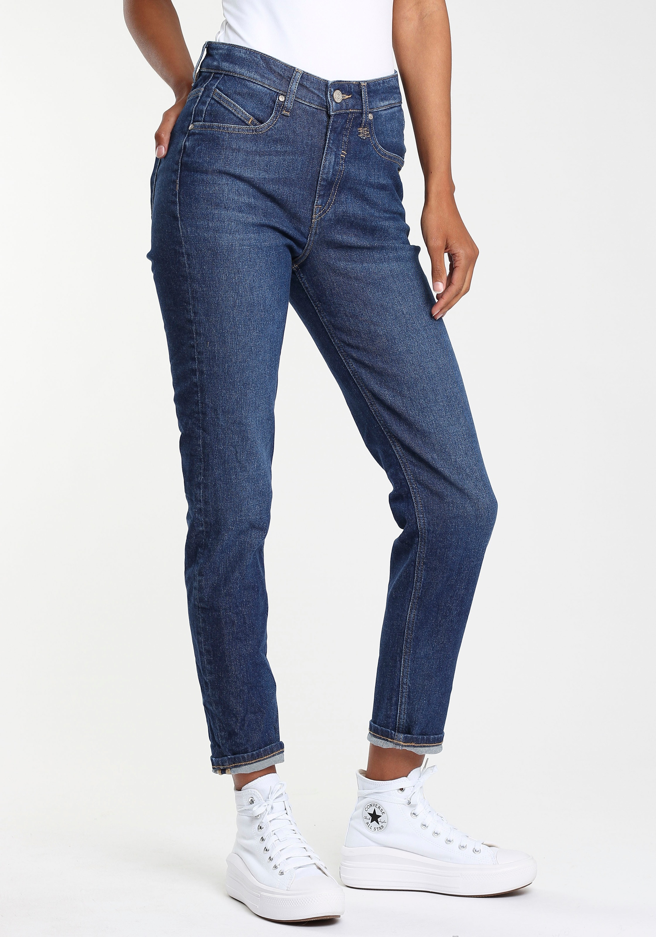 GANG Straight-Jeans »FLORA-GA«, perfekter Sitz durch Elasthan-Anteil